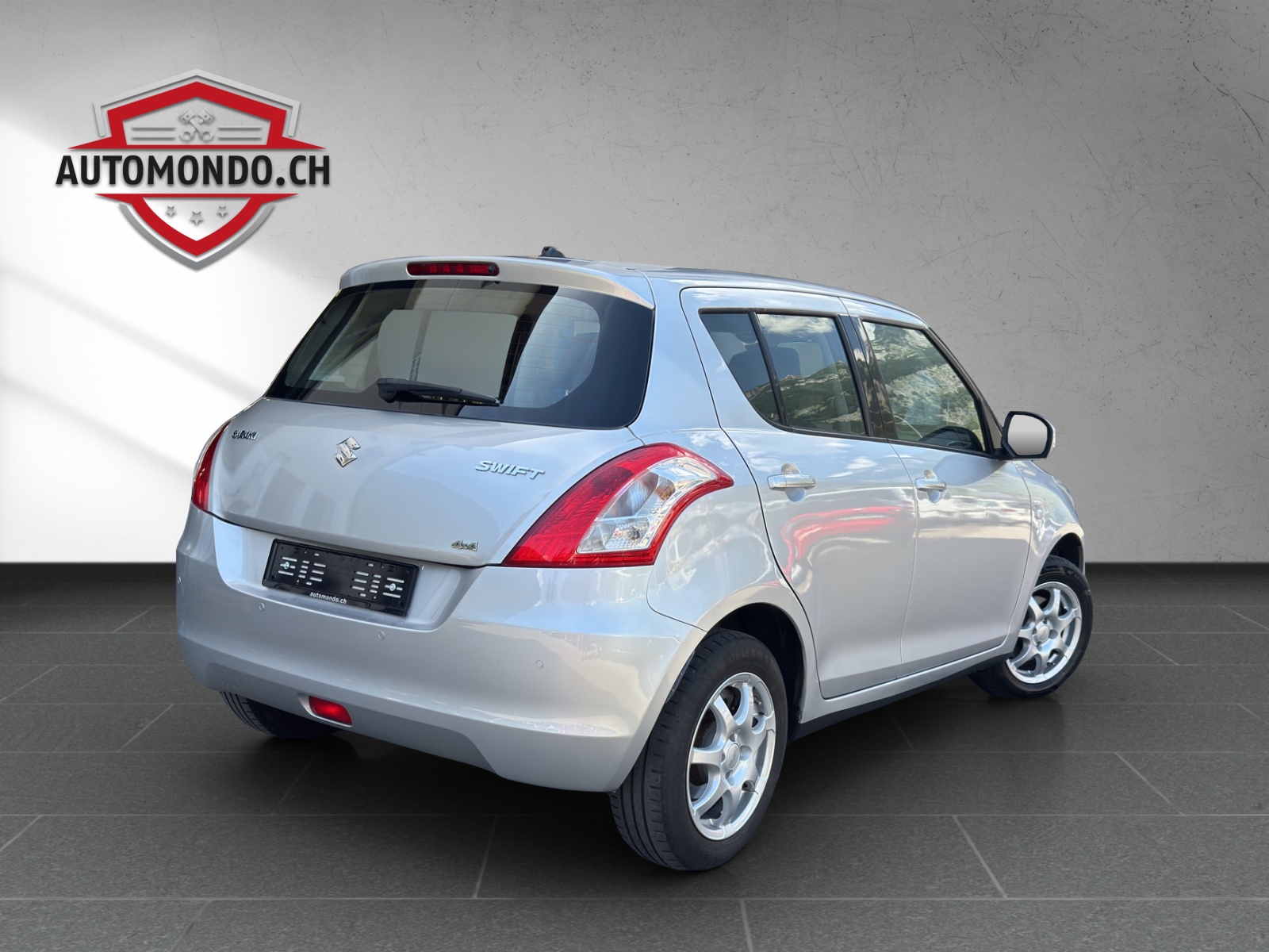 SUZUKI Swift 1.2i 16V Compact Top 4x4-image-4