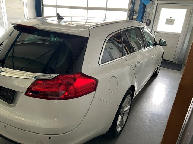 OPEL Insignia Sports Tourer 2.0 Turbo Sport Automatic-showroom-element-3