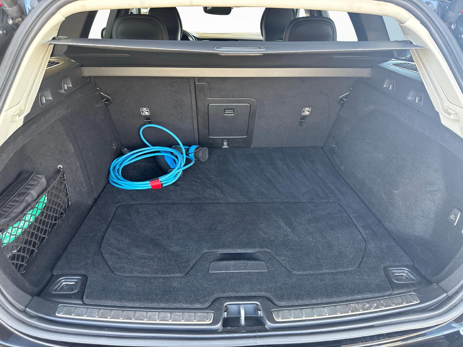 VOLVO V60 2.0 T6 TE Inscription eAWD-image-12