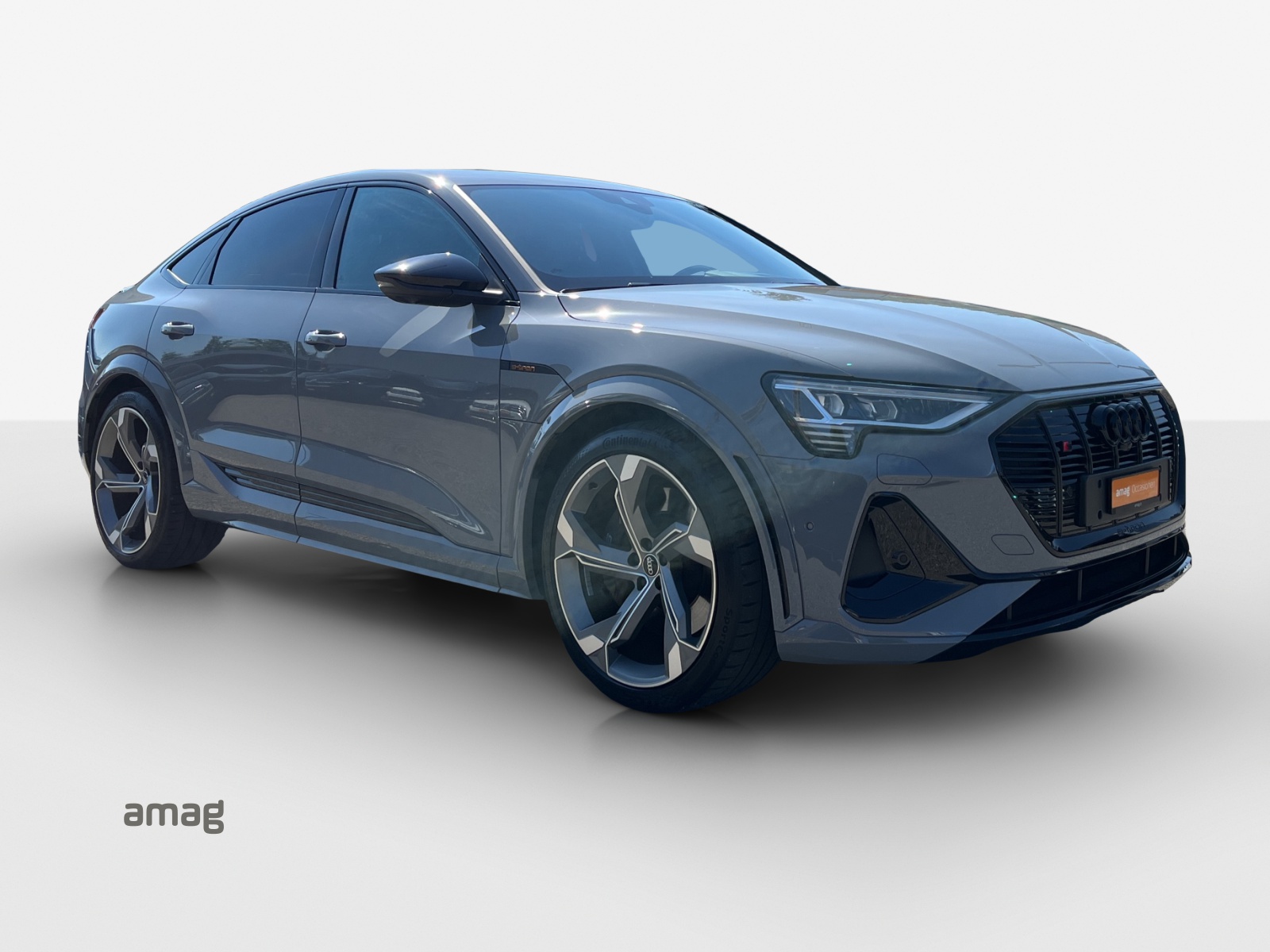 AUDI e-tron S Sportback quattro-image-6