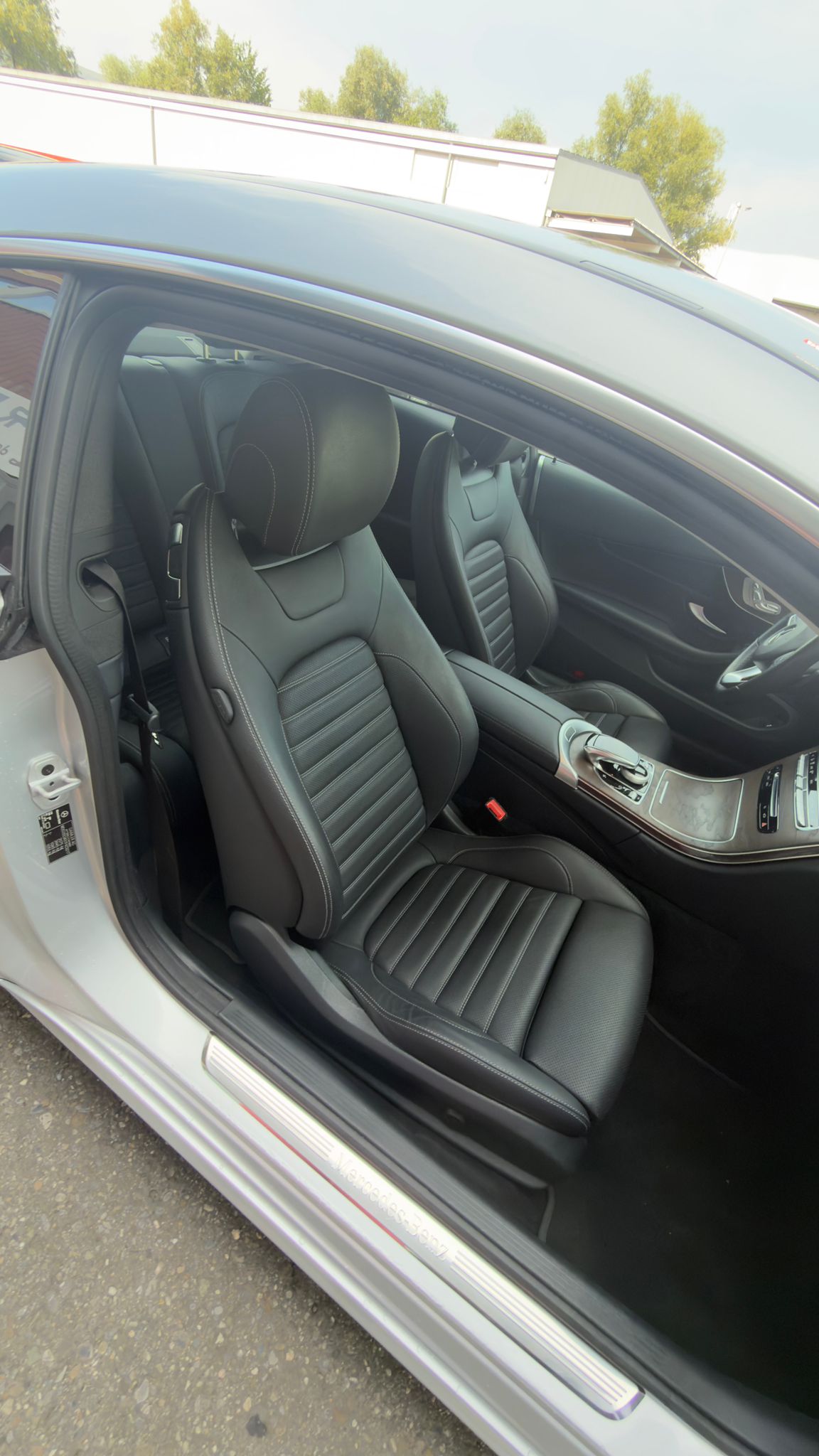 MERCEDES-BENZ C 200 Coupé 4Matic 9G-Tronic-image-10