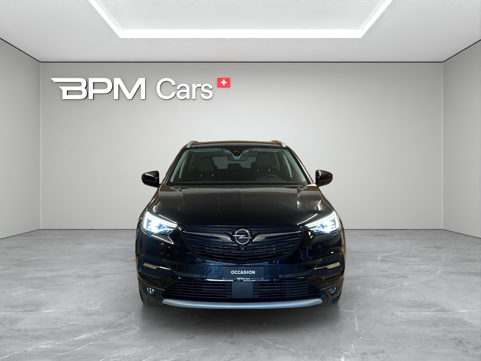 OPEL Grandland X 1.6 Hybrid4 Ultimate Automatik-image-2