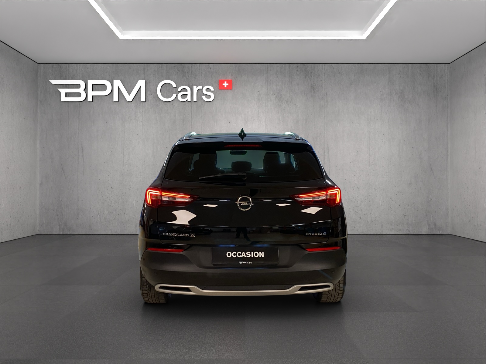 OPEL Grandland X 1.6 Hybrid4 Ultimate Automatik-image-3