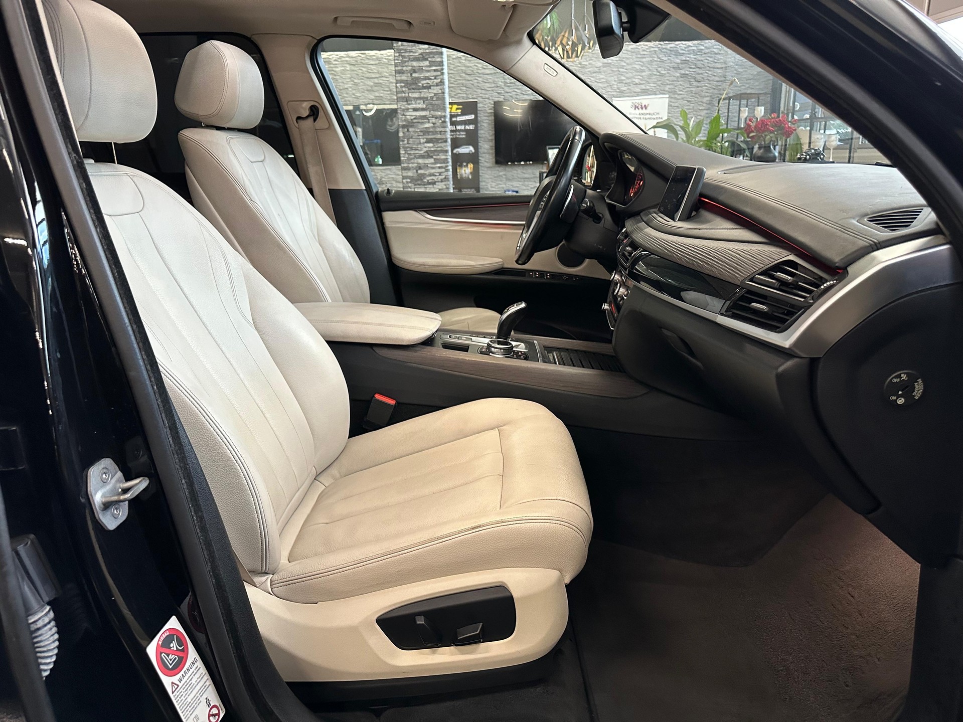 BMW X5 xDrive 40d Steptronic-image-18