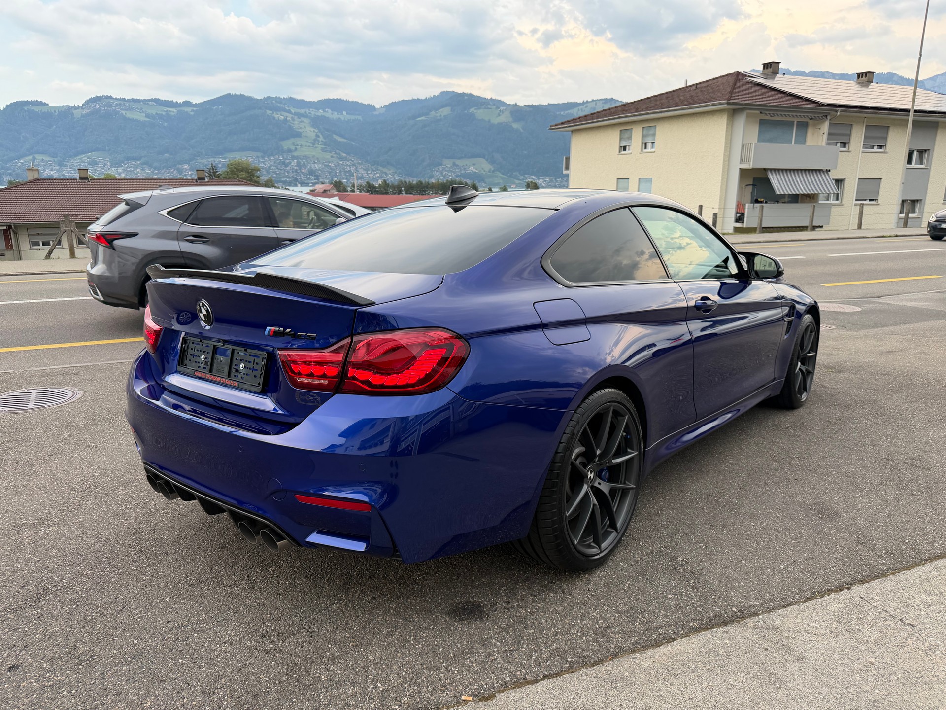 BMW M4 Coupé CS DKG-image-2