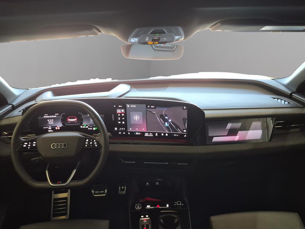 AUDI Q6 e-tron quattro-image-8