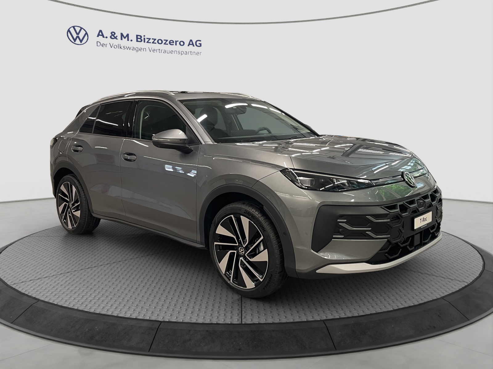 VW T-Roc 1.5 eTSI mHEV Style DSG-image-6