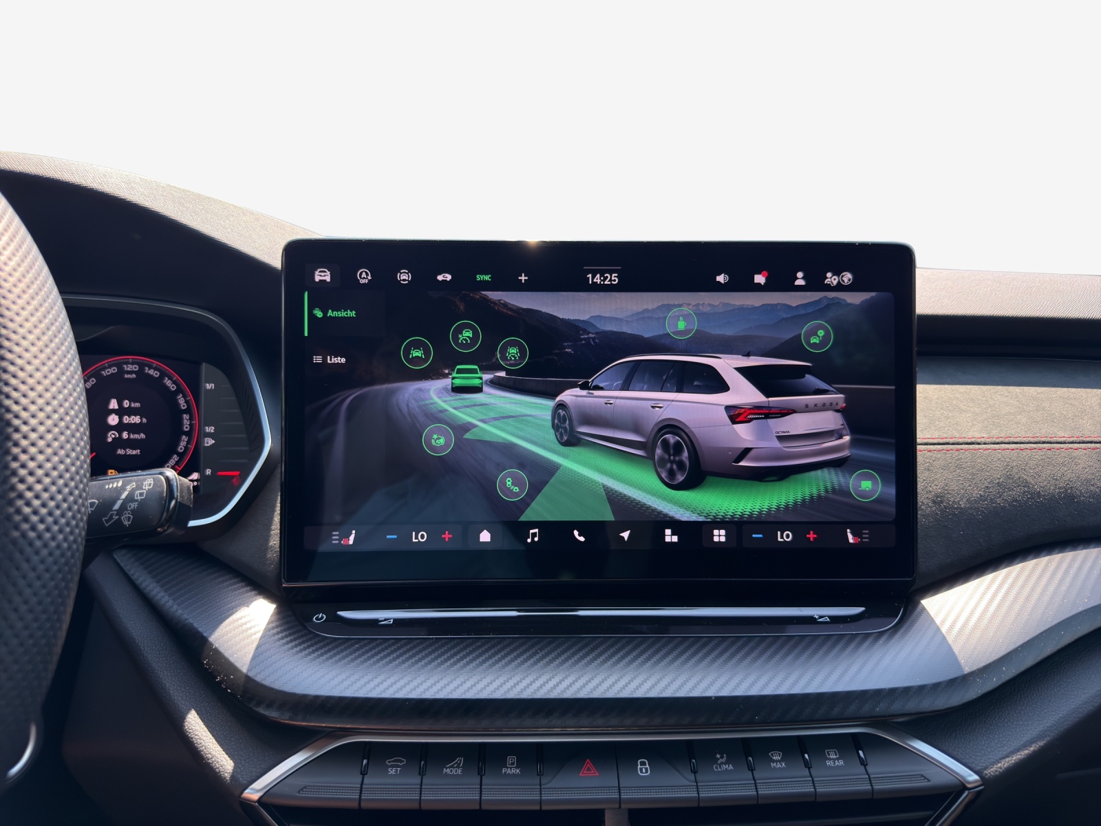 SKODA Octavia RS 30 Years Edition 2.0 TSI 265PS 7DSG-image-14