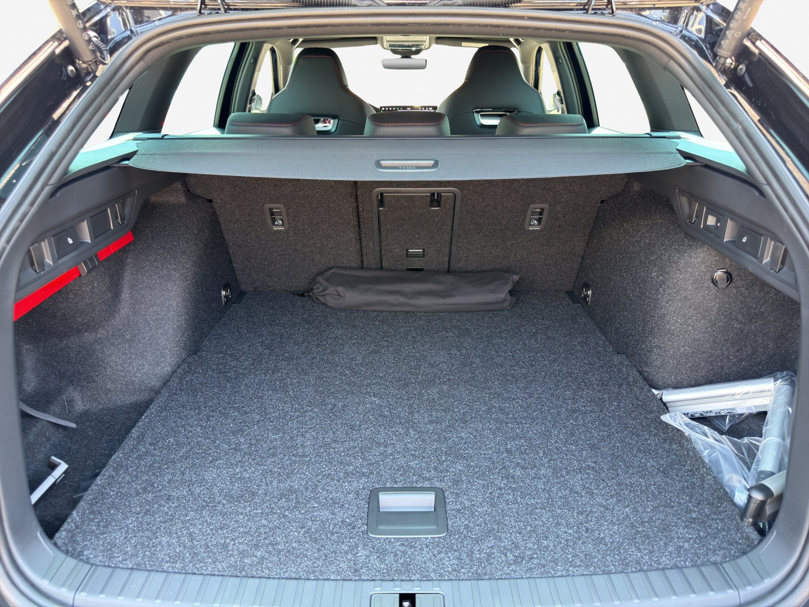 SKODA Octavia RS 30 Years Edition 2.0 TSI 265PS 7DSG-image-12