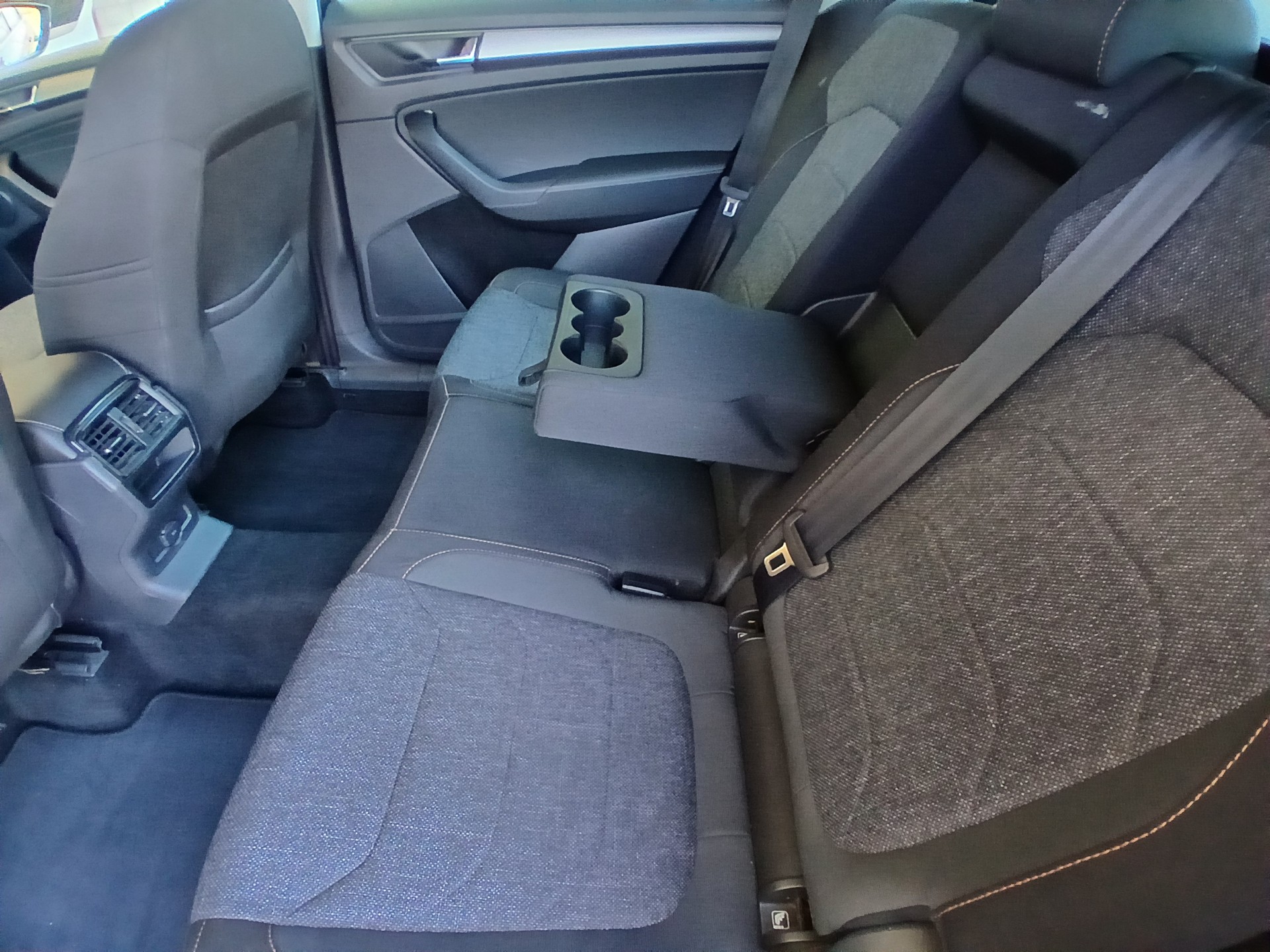 SKODA Kodiaq 2.0 TDI CR Clever 4x4 DSG Modell 2022 Facelift-image-14