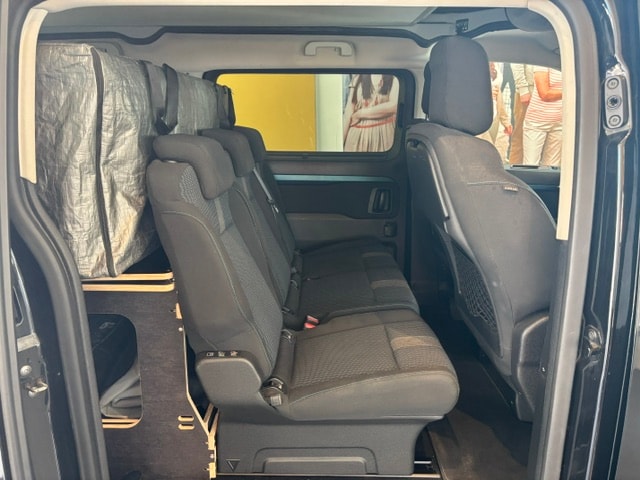 PEUGEOT TRAVELLER BRAVIA 2.0 BlueHdi 180 CV EAT8-image-7