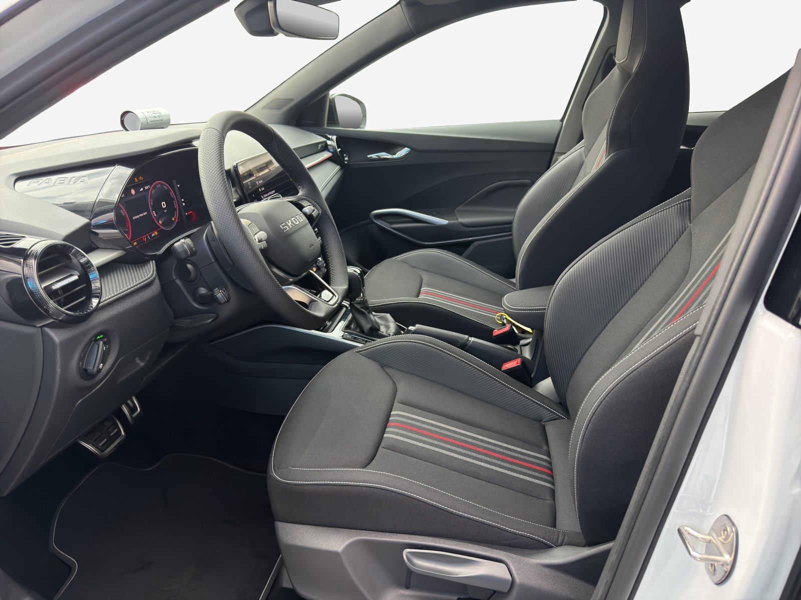 SKODA Fabia 1.5 TSI Motorsport DSG-image-7
