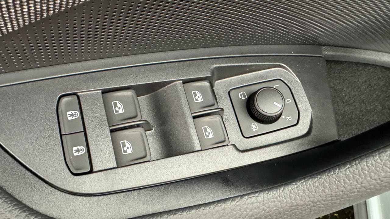 SKODA Kodiaq 1.5 TSI PHEV Selection-image-8