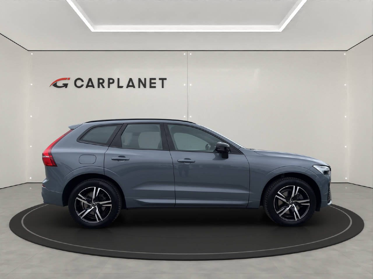 VOLVO XC60 2.0 B5 MH R-Design AWD-image-2