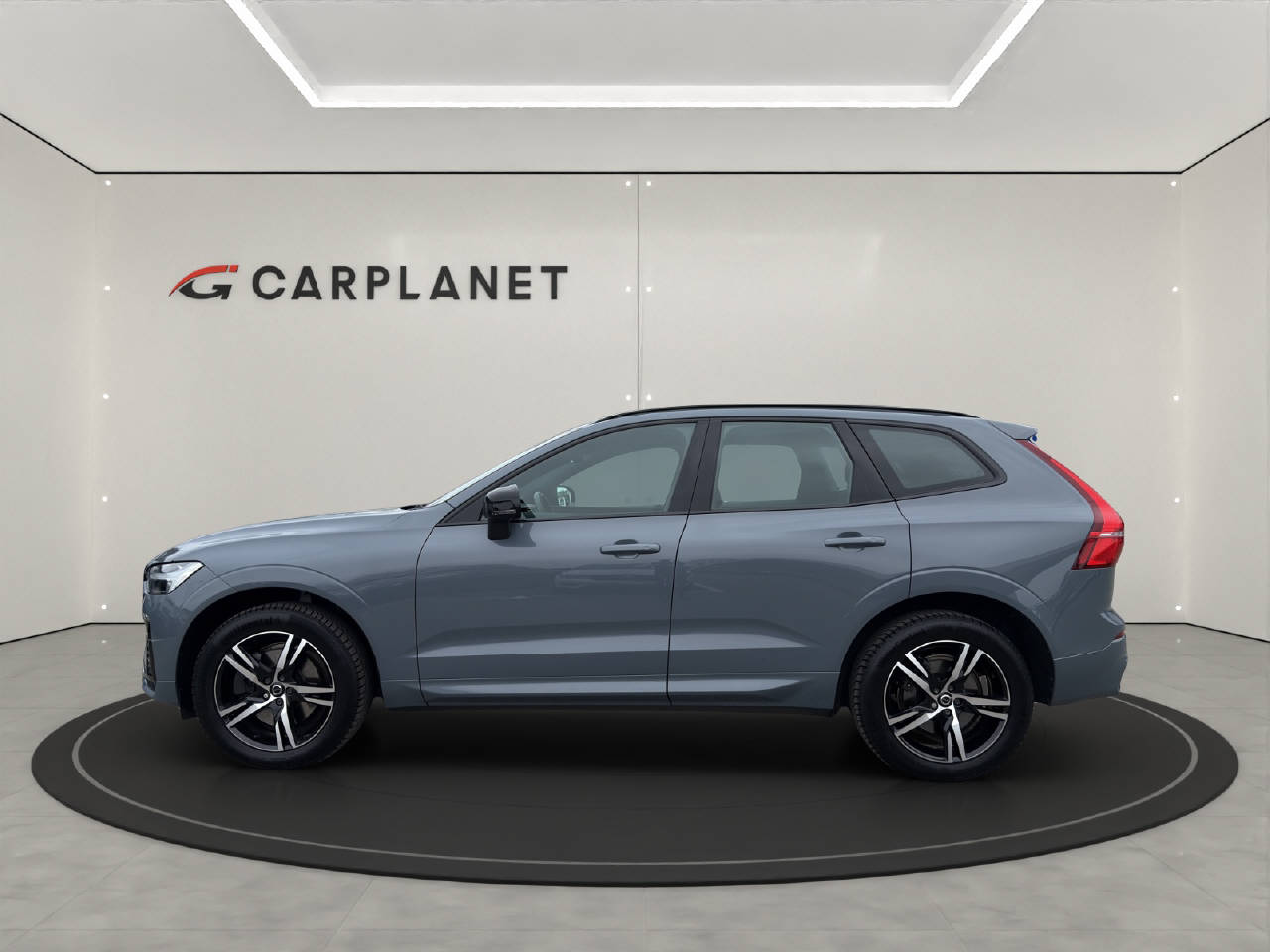 VOLVO XC60 2.0 B5 MH R-Design AWD-image-1