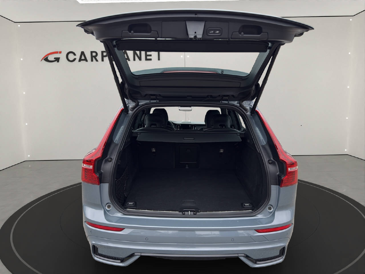 VOLVO XC60 2.0 B5 MH R-Design AWD-image-6
