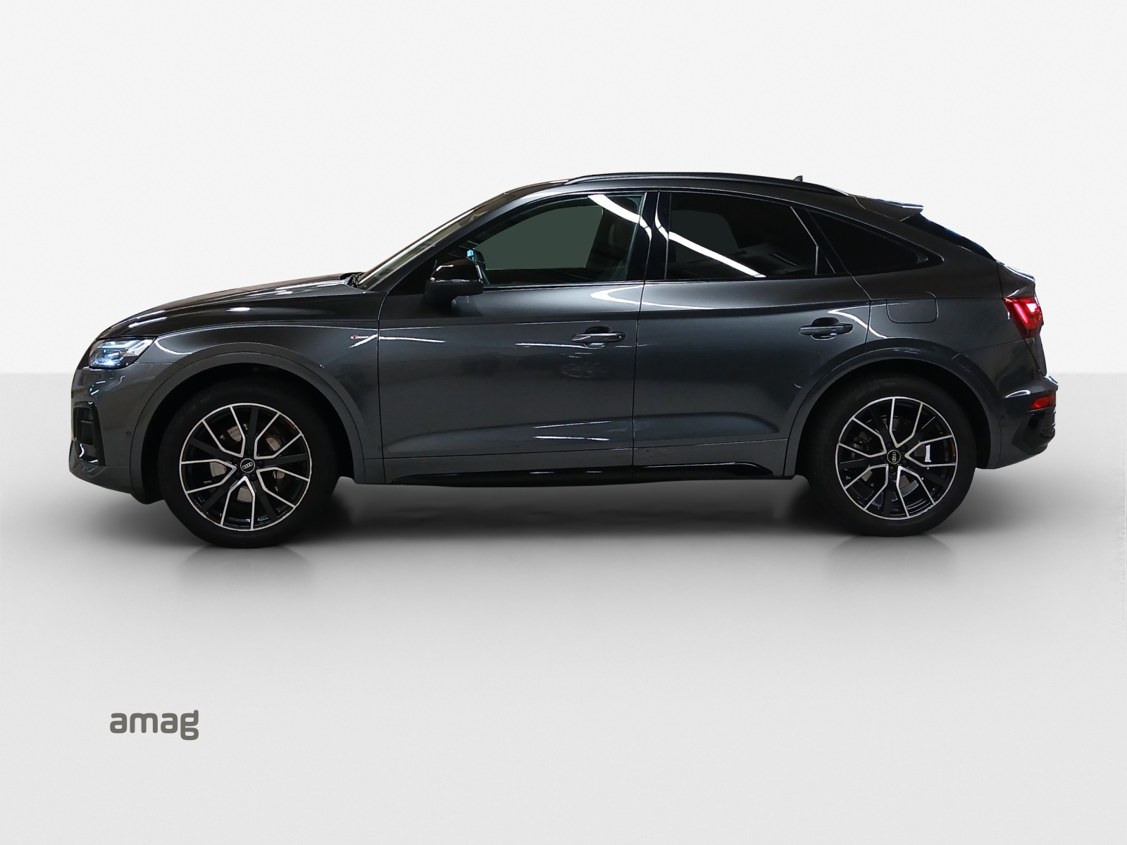 AUDI Q5 Sportback 50 TFSI e PHEV Black Edition quattro S-tronic-image-1