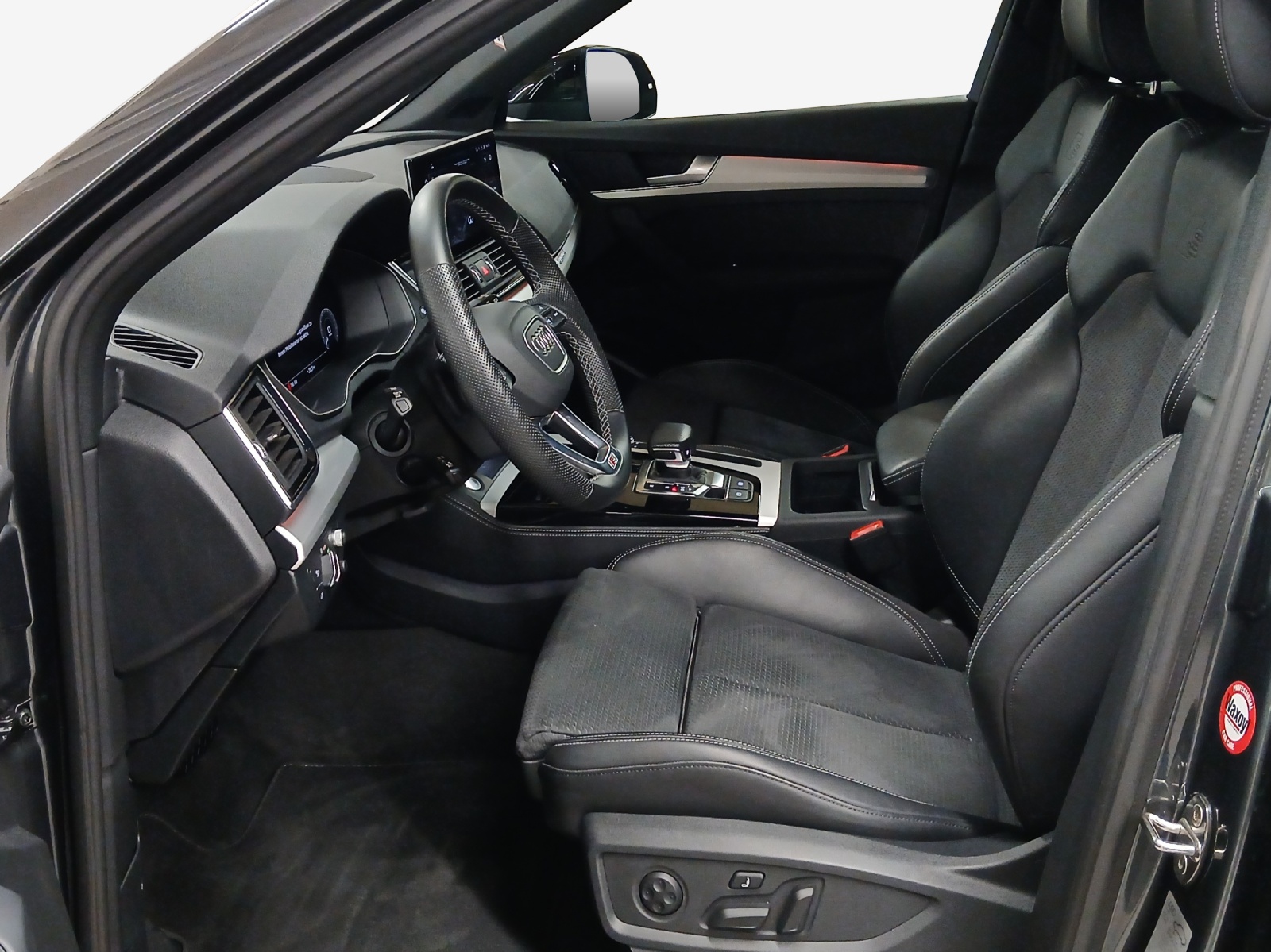 AUDI Q5 Sportback 50 TFSI e PHEV Black Edition quattro S-tronic-image-7