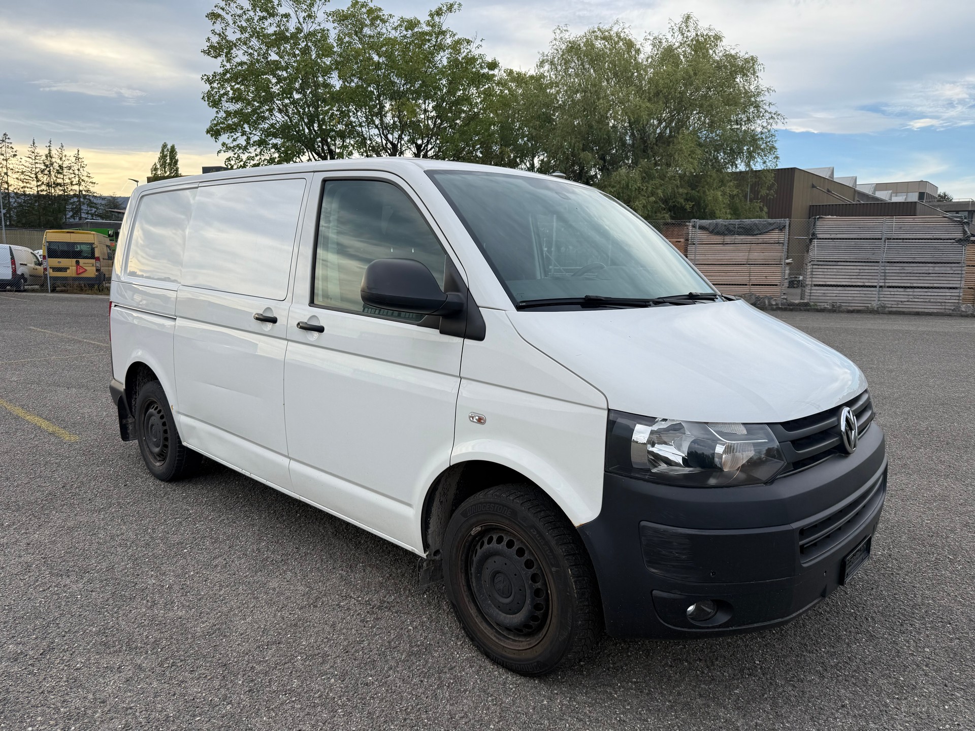 VW T5 2.0 TDI 4Motion-image-1