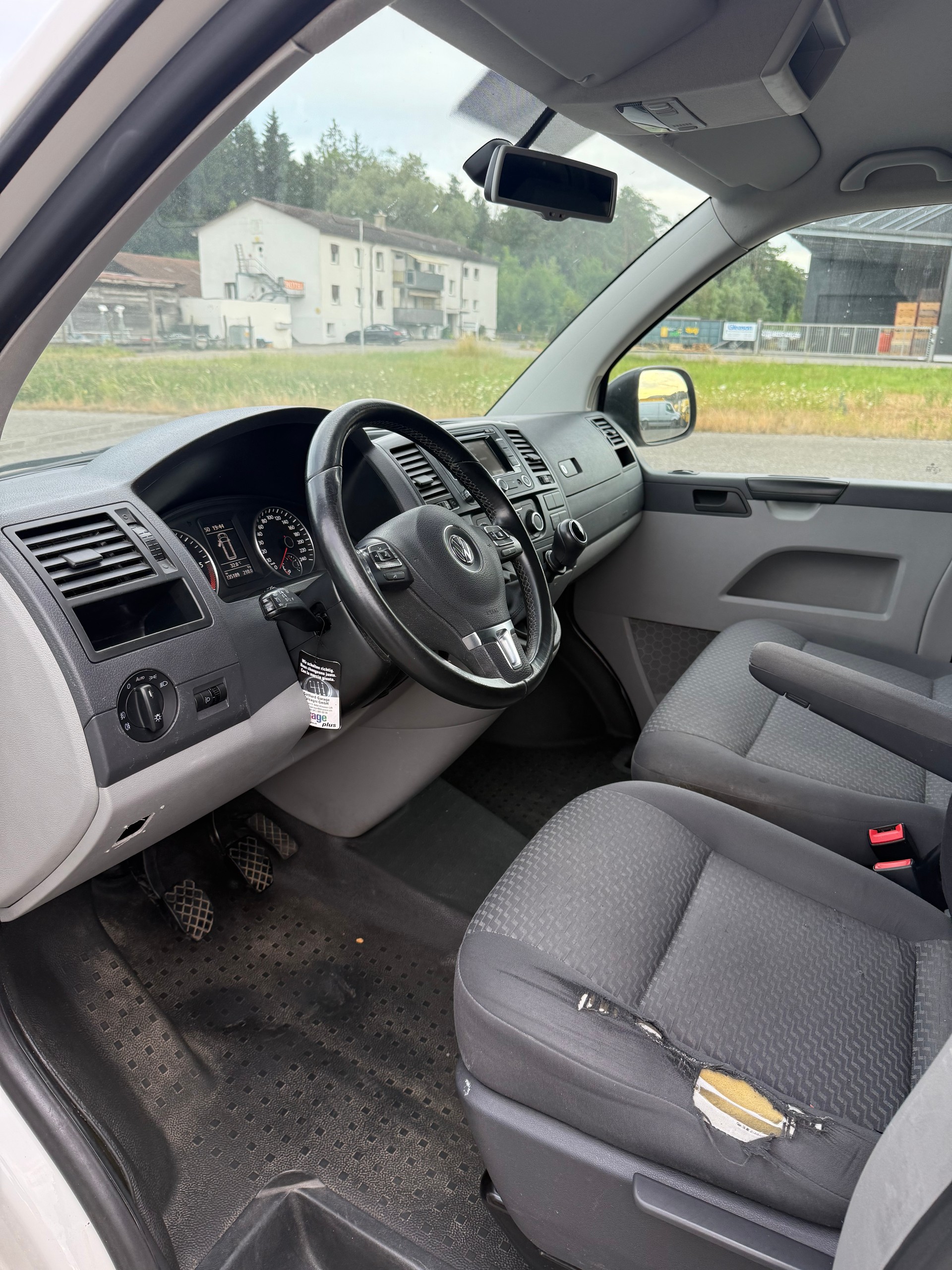 VW T5 2.0 TDI 4Motion-image-10