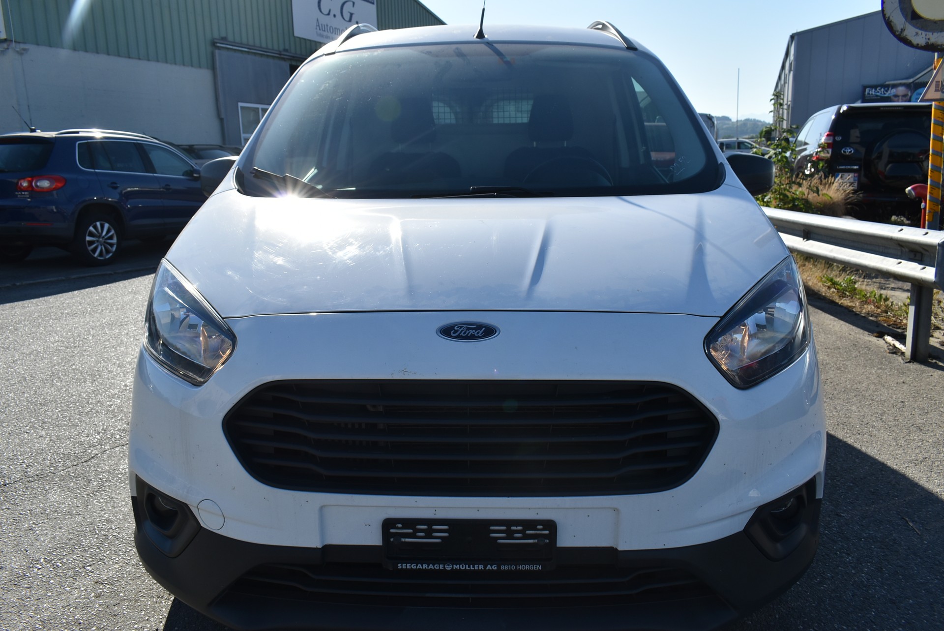 FORD Transit Courier Van 1.0 EcoBoost Trend-image-5