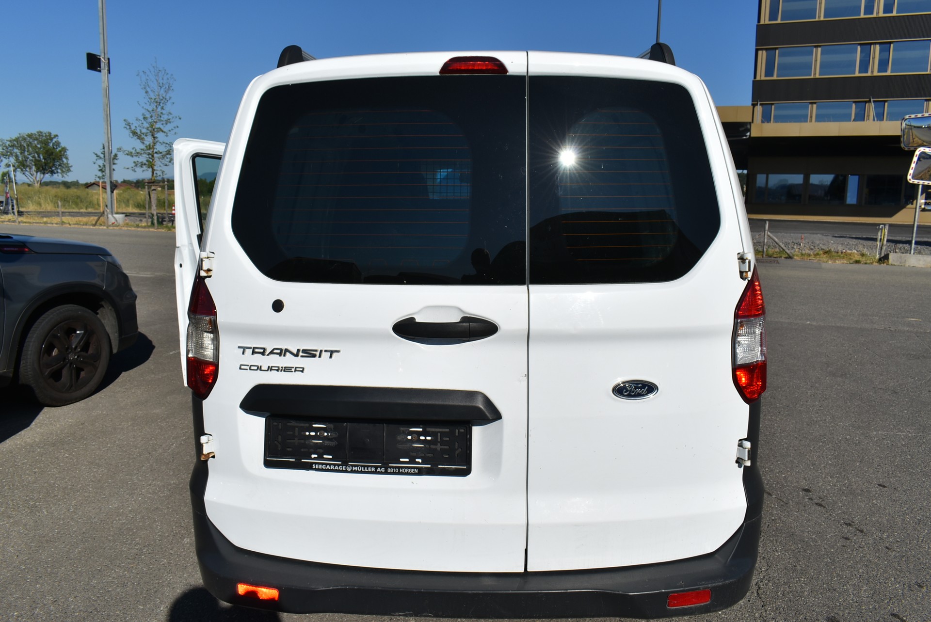 FORD Transit Courier Van 1.0 EcoBoost Trend-image-2