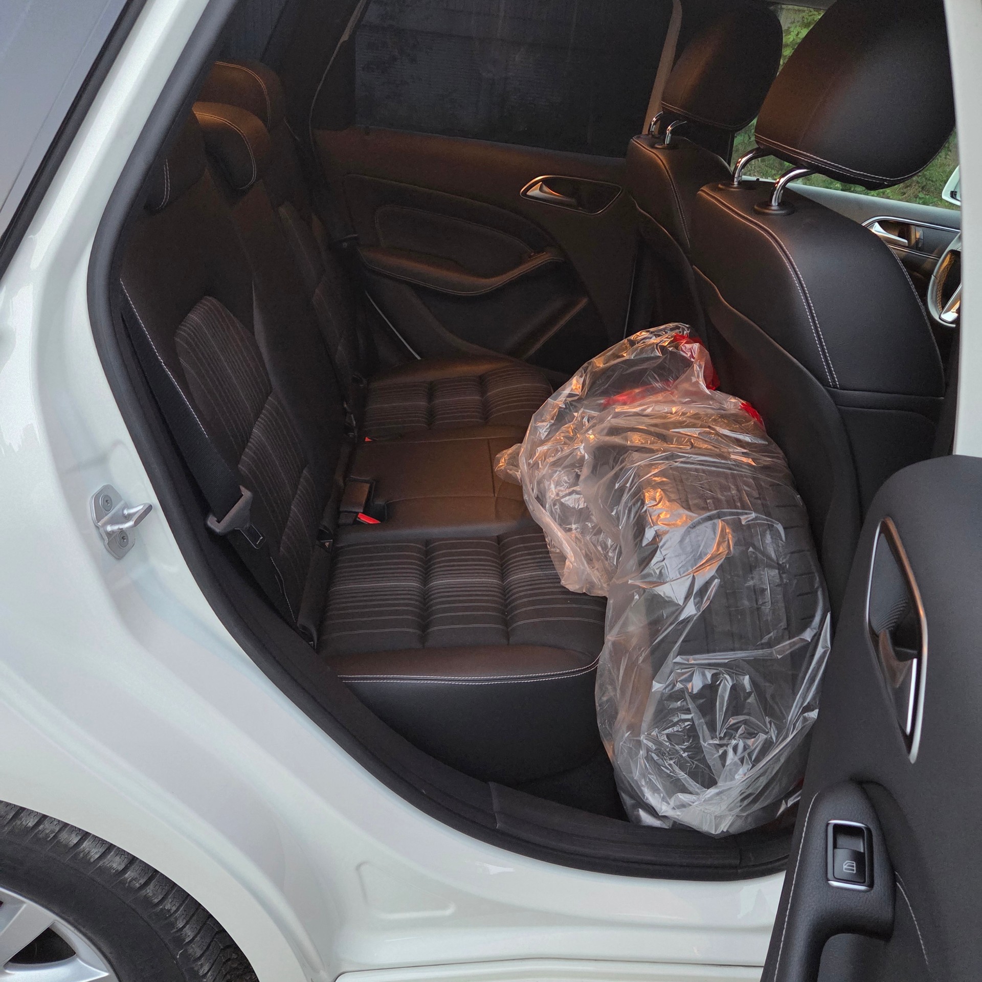 MERCEDES-BENZ B 200 7G-DCT-image-9