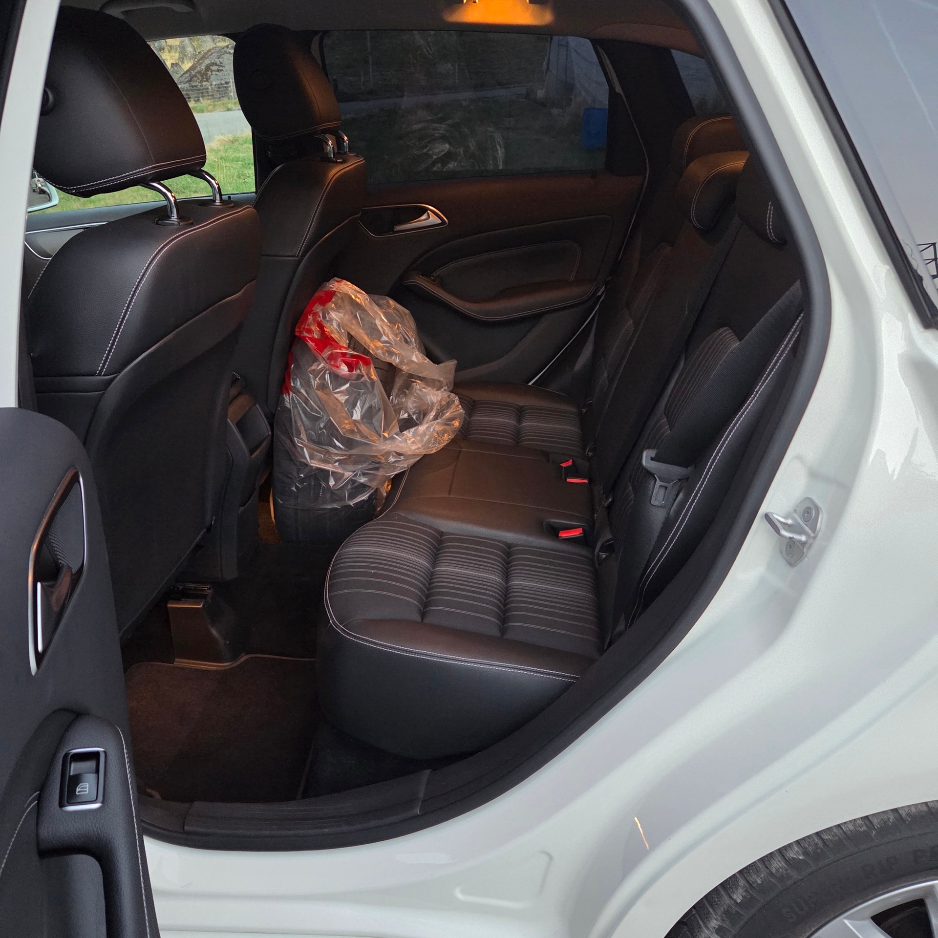 MERCEDES-BENZ B 200 7G-DCT-image-8