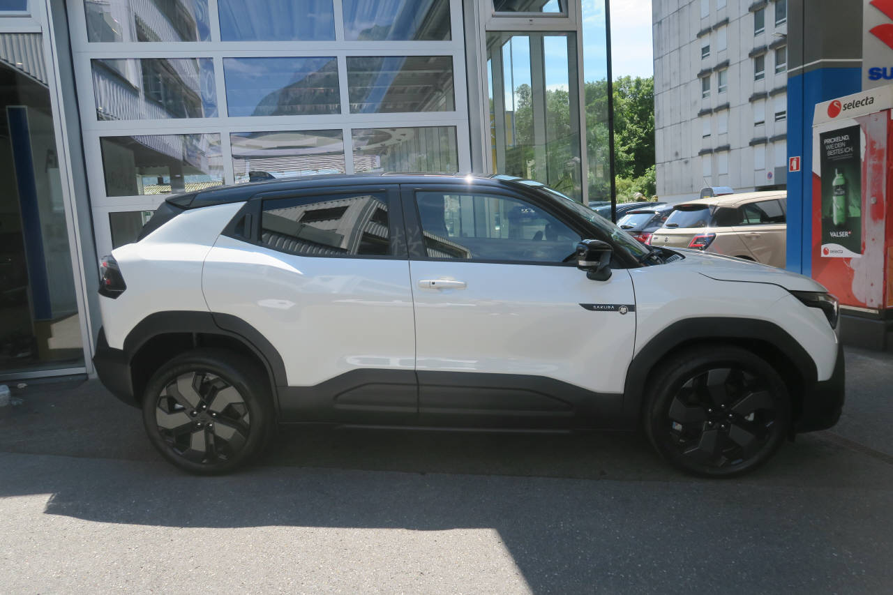 SUZUKI e Vitara Sakura Top 4x4-image-1
