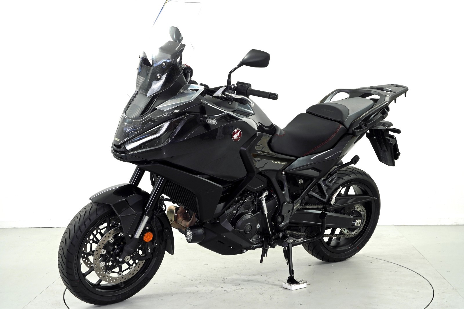 HONDA NT 1100-showroom-element-2