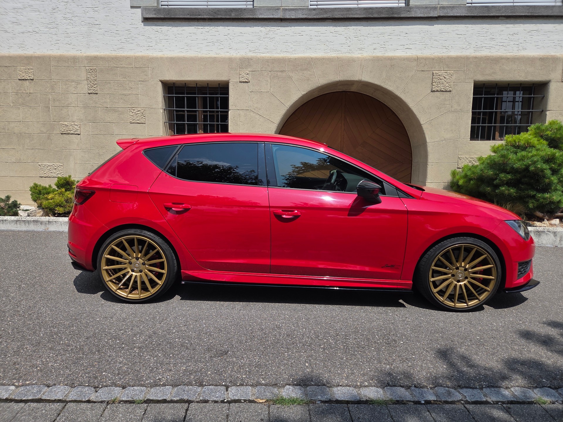 SEAT 2.0 TSI 280 Cupra DSG-image-13