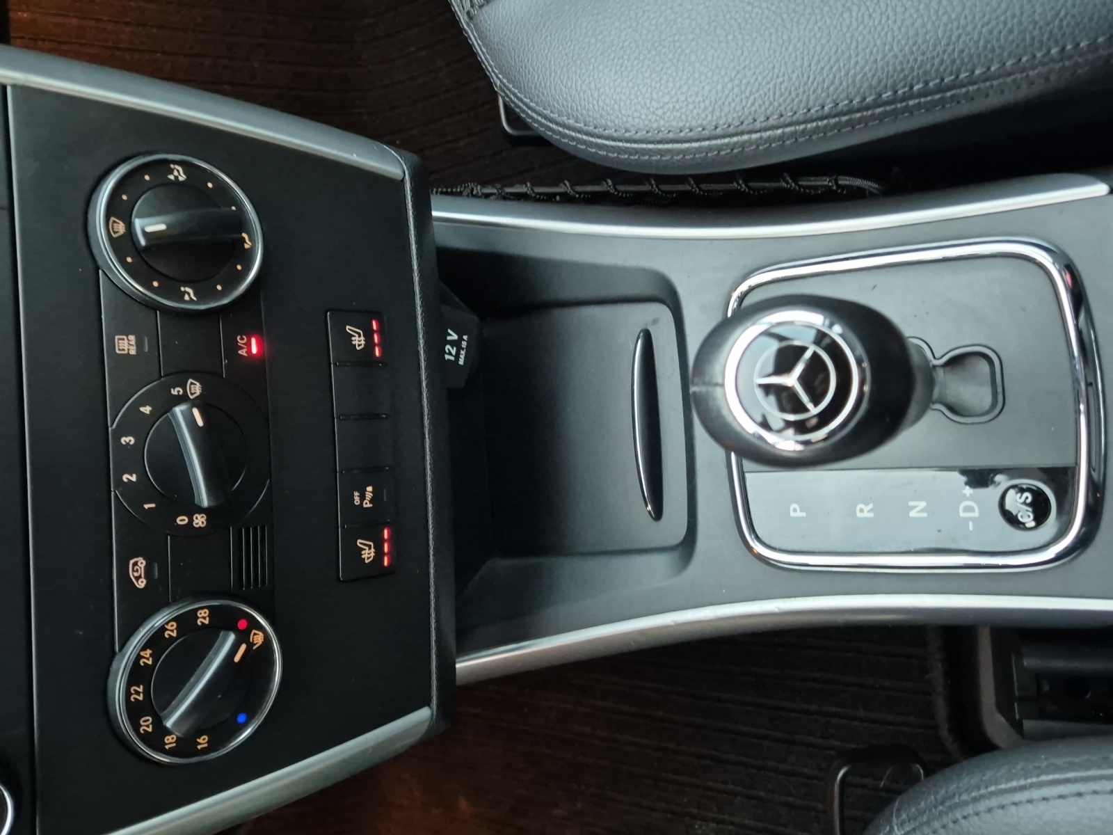 MERCEDES-BENZ A 180 Style Autotronic-image-13
