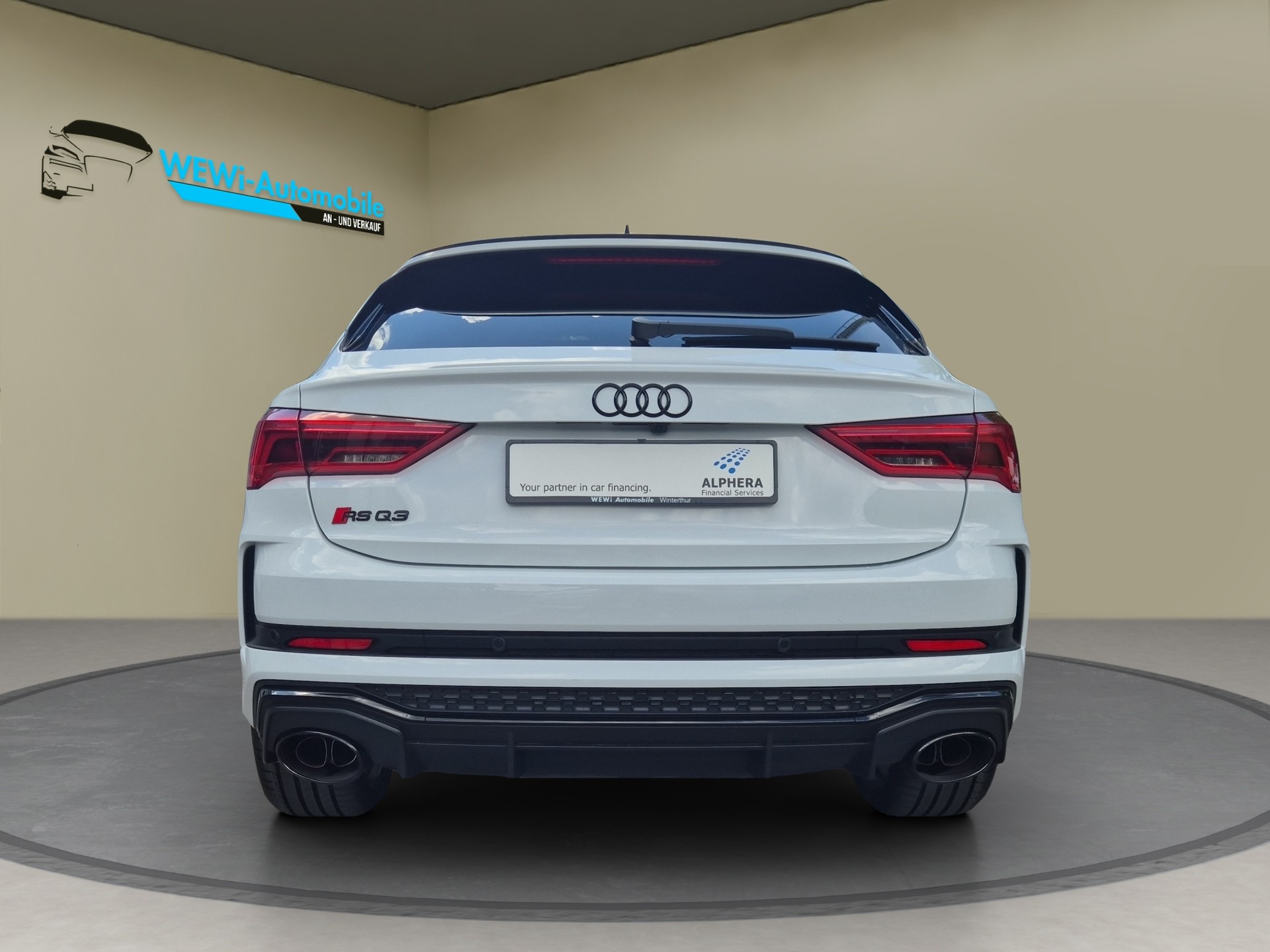 AUDI RS Q3 Sportback quattro S tronic-showroom-element-3