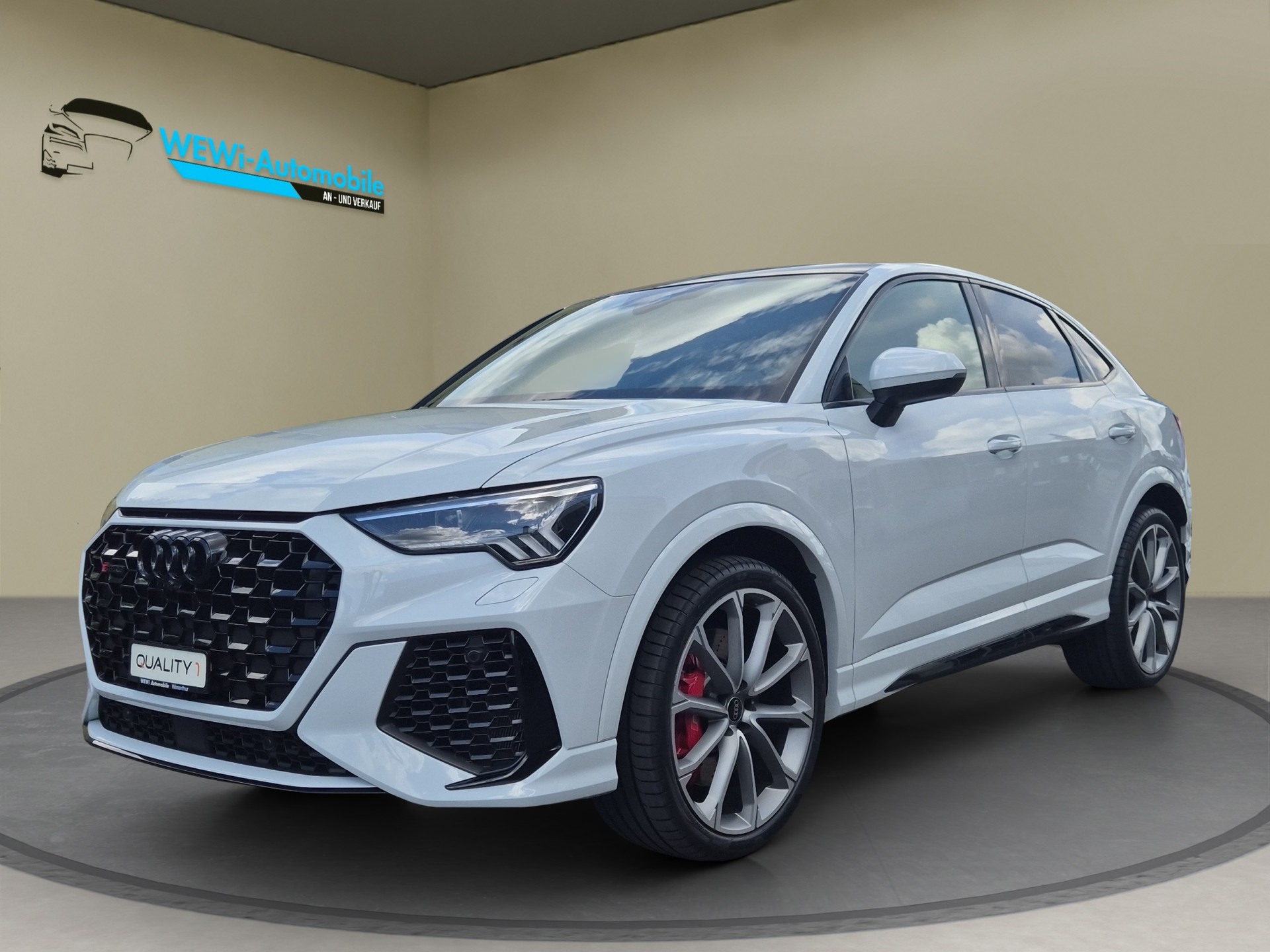 AUDI RS Q3 Sportback quattro S tronic
