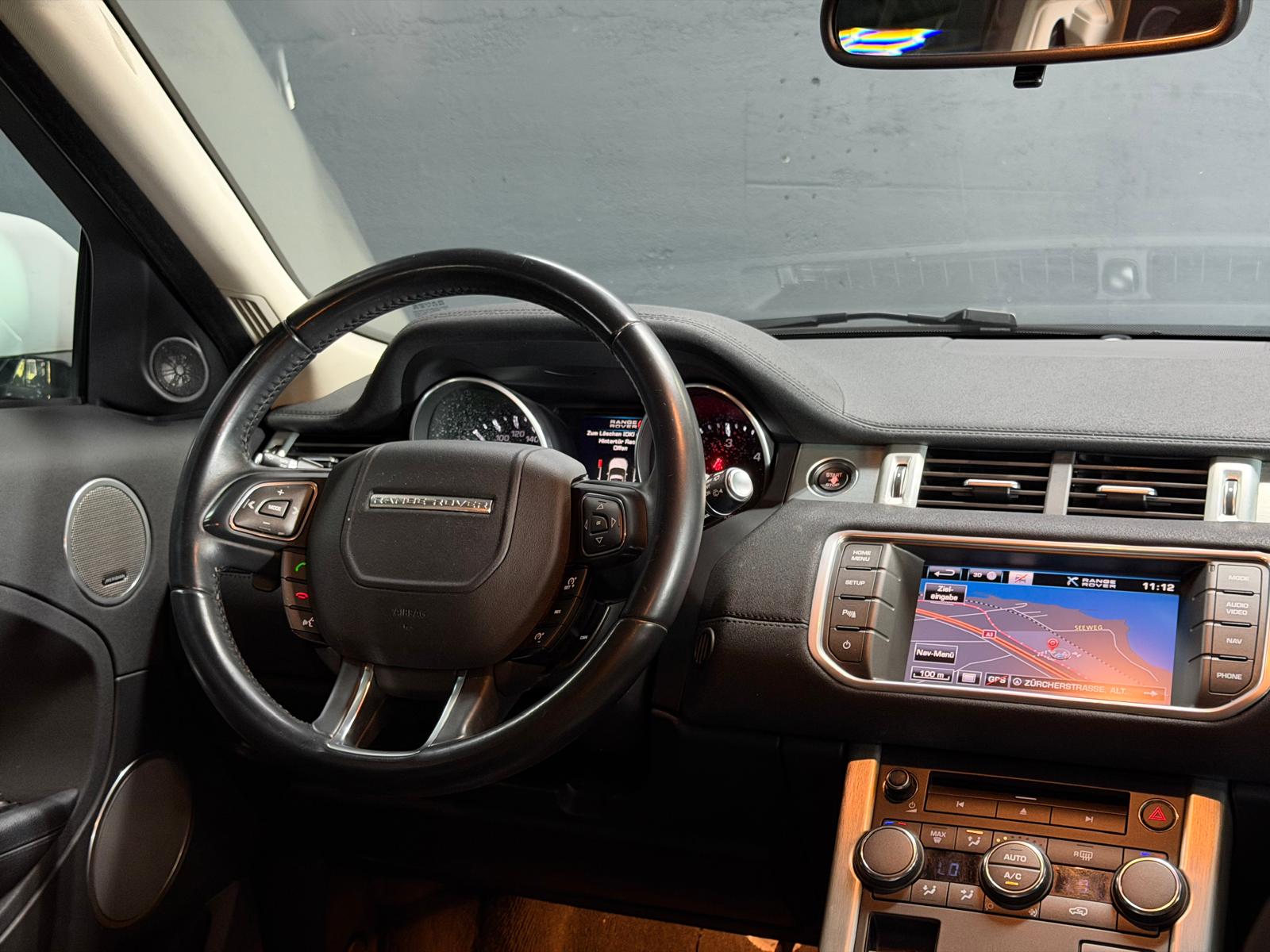 LAND ROVER Range Rover Evoque 2.2 TD4 Prestige AT6-image-7