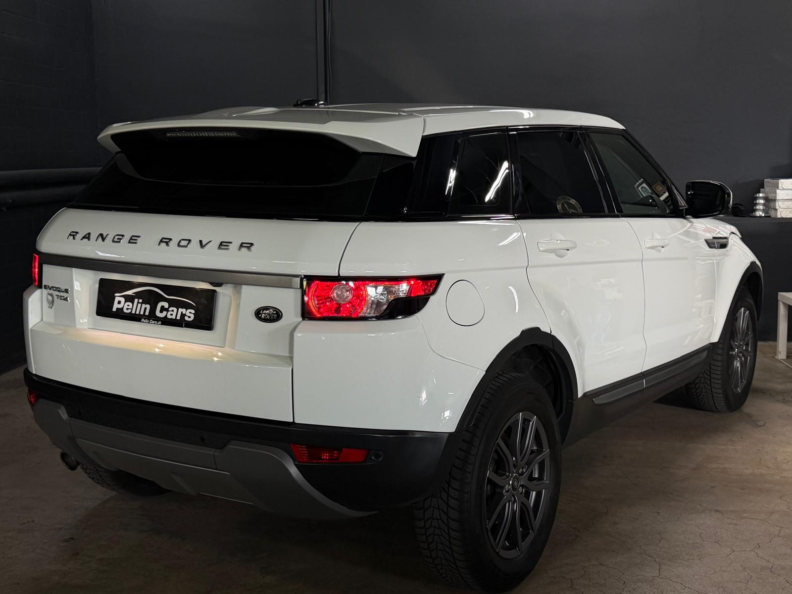 LAND ROVER Range Rover Evoque 2.2 TD4 Prestige AT6-image-3