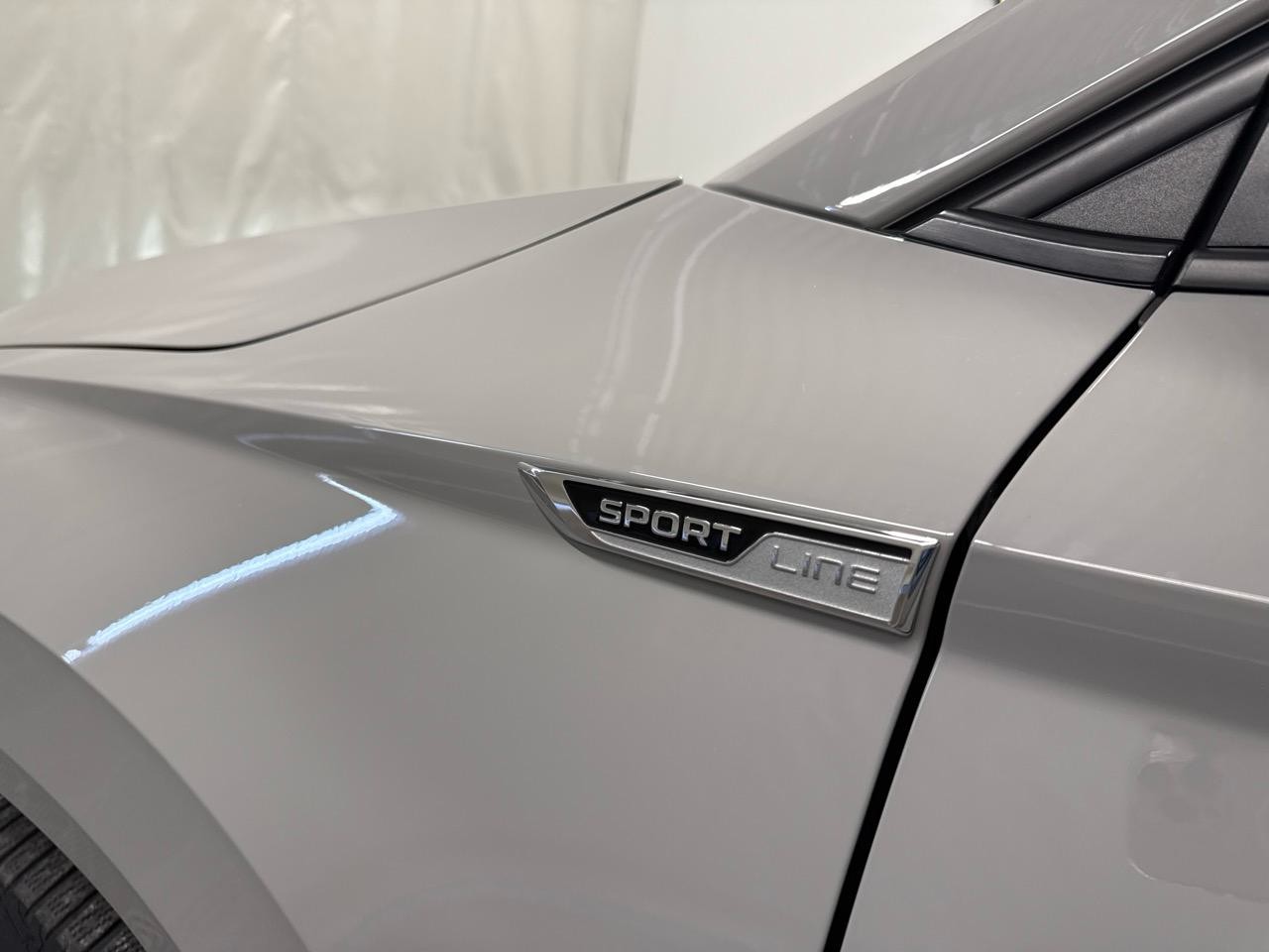 SKODA Karoq 2.0 TSI SportLine 4x4 DSG-image-15