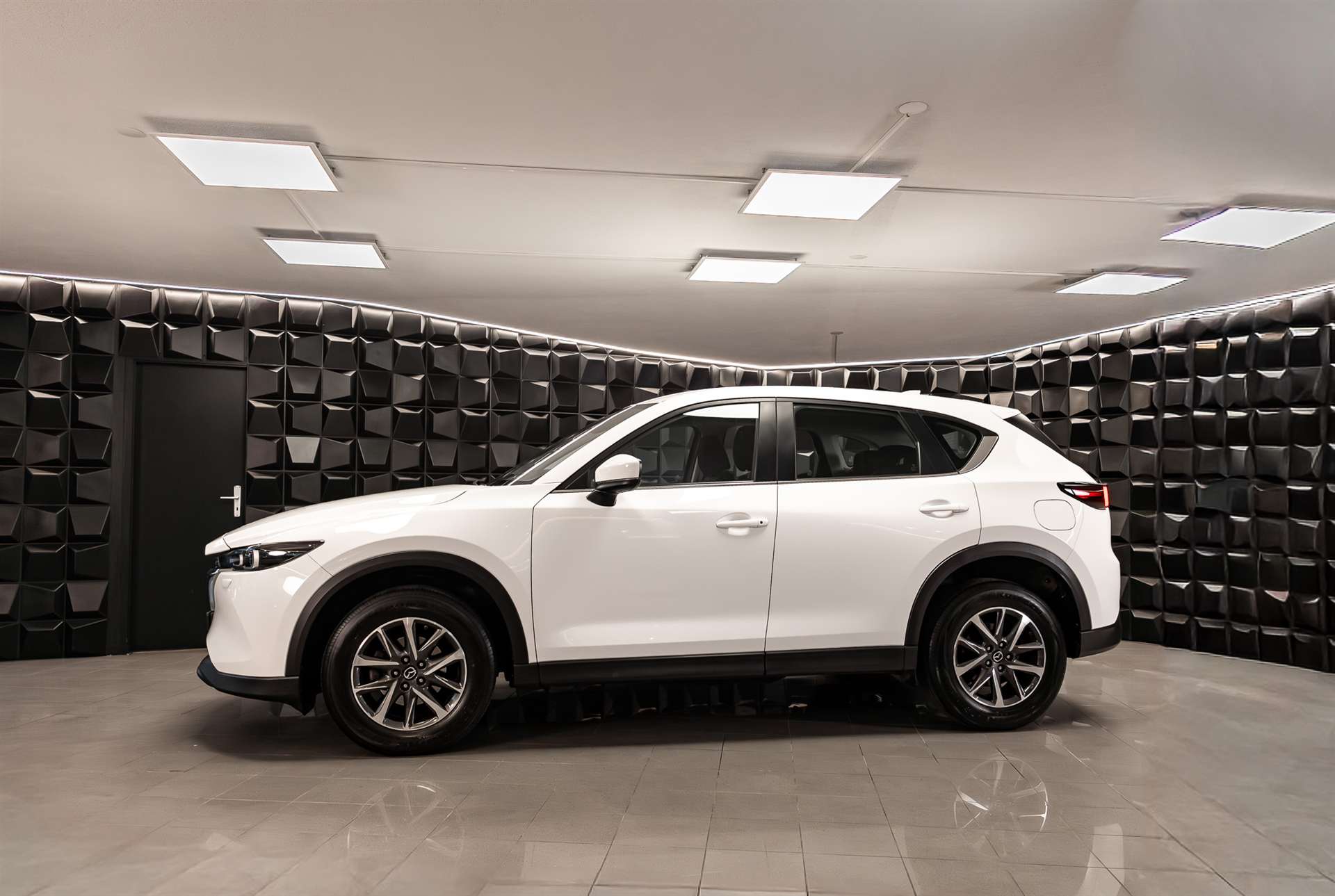 MAZDA Mazda CX-5-image-1