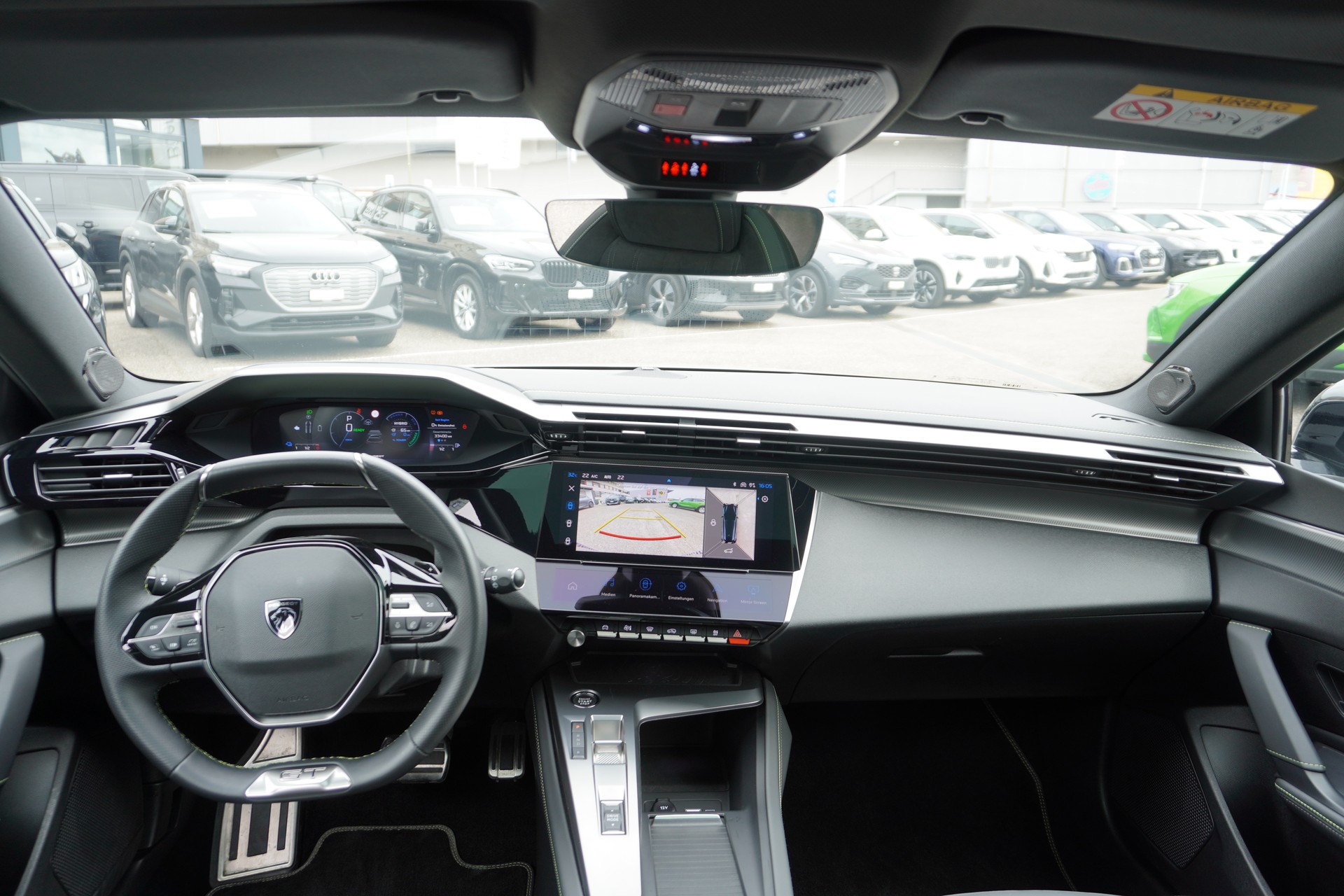 PEUGEOT 308 SW 1.6 PHEV 225 GT Pack-image-22
