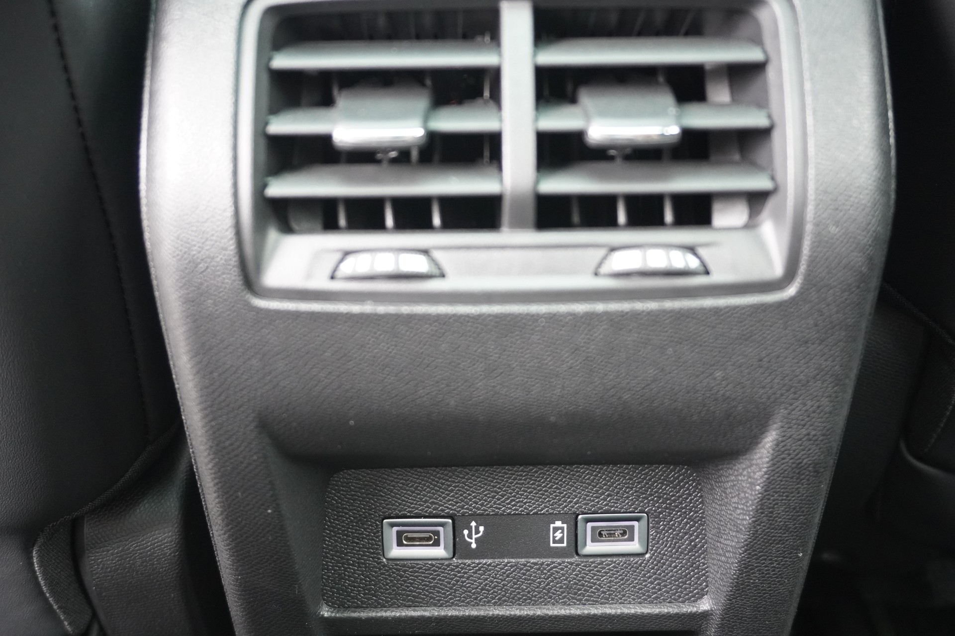 PEUGEOT 308 SW 1.6 PHEV 225 GT Pack-image-21