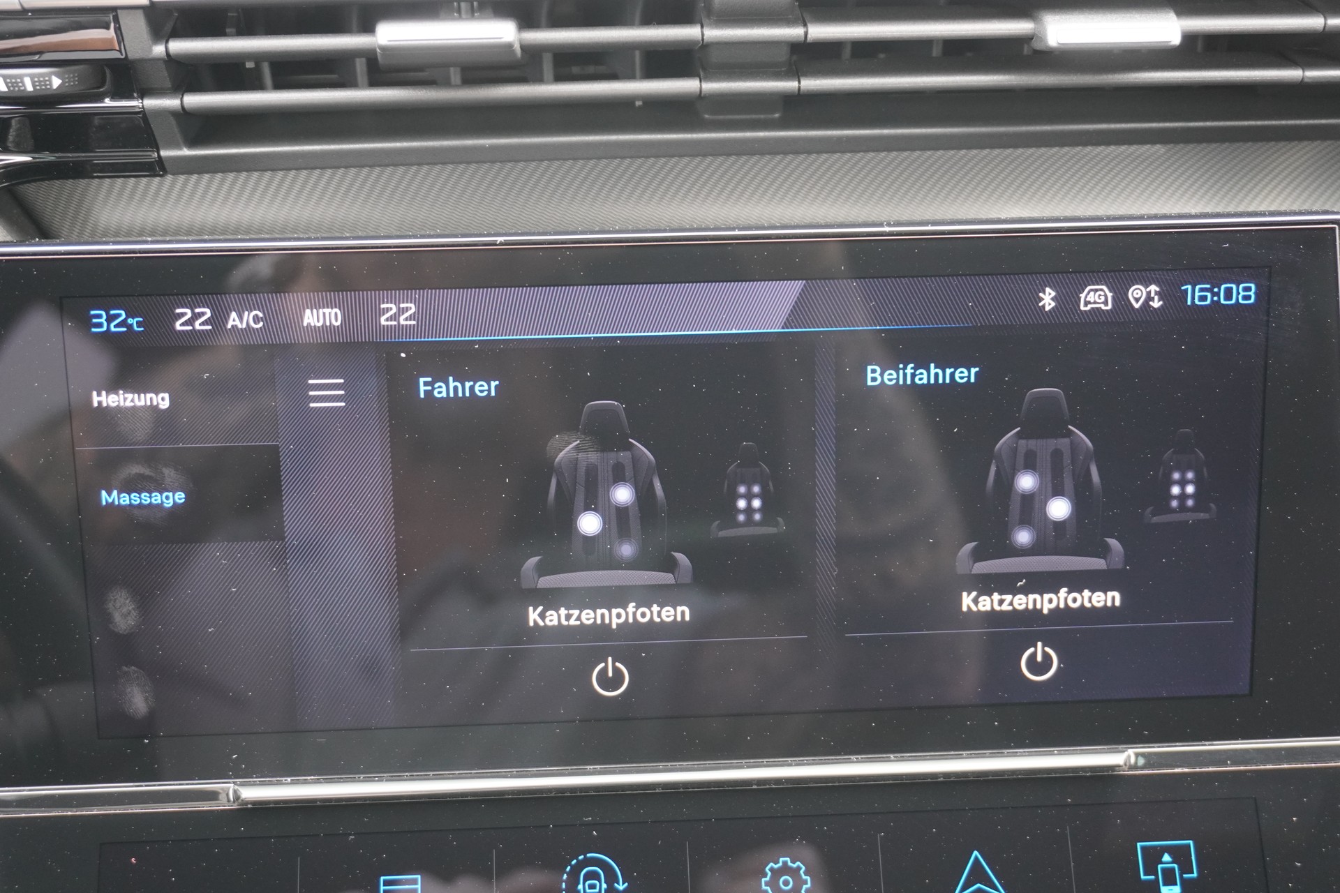 PEUGEOT 308 SW 1.6 PHEV 225 GT Pack-image-31
