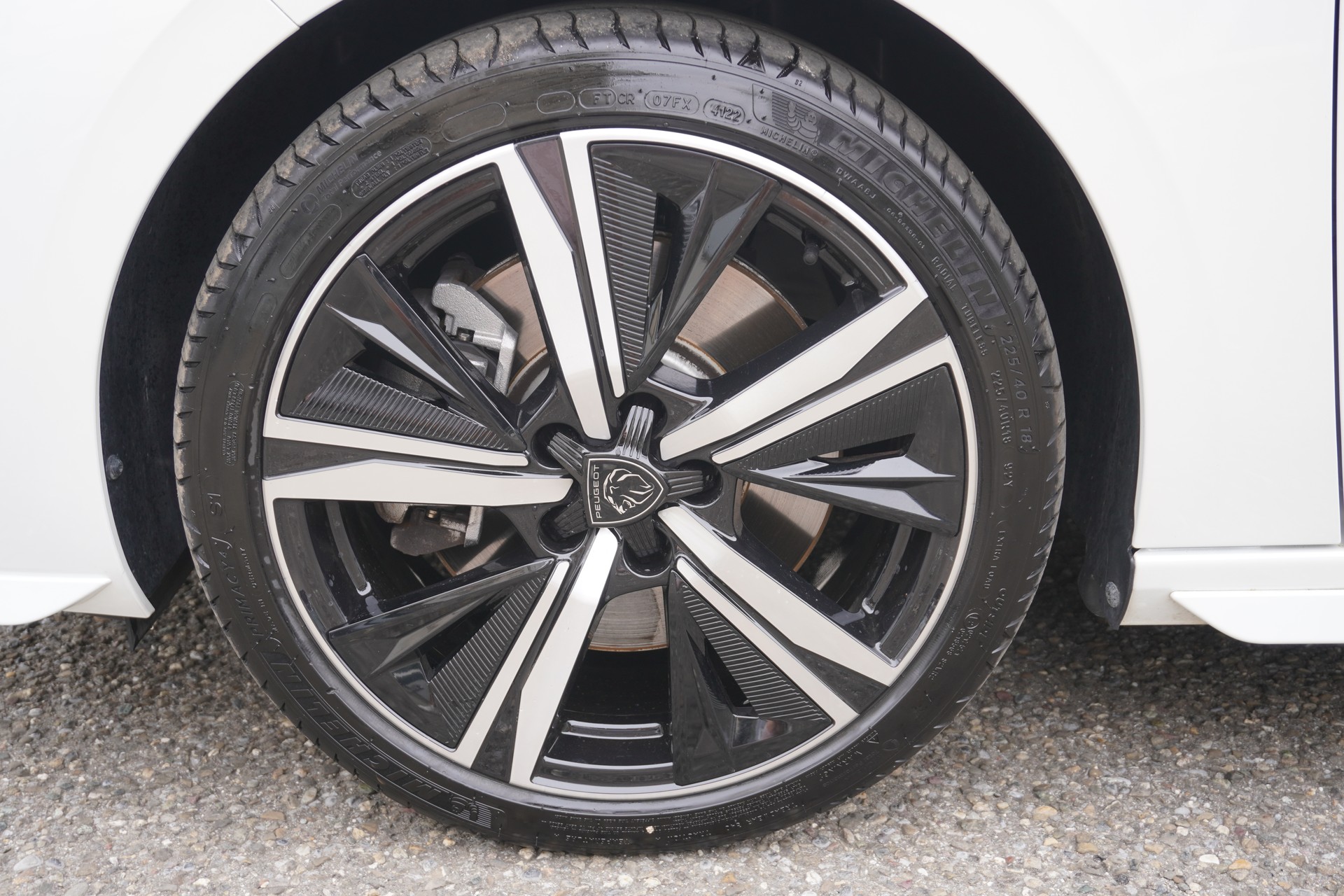 PEUGEOT 308 SW 1.6 PHEV 225 GT Pack-image-8