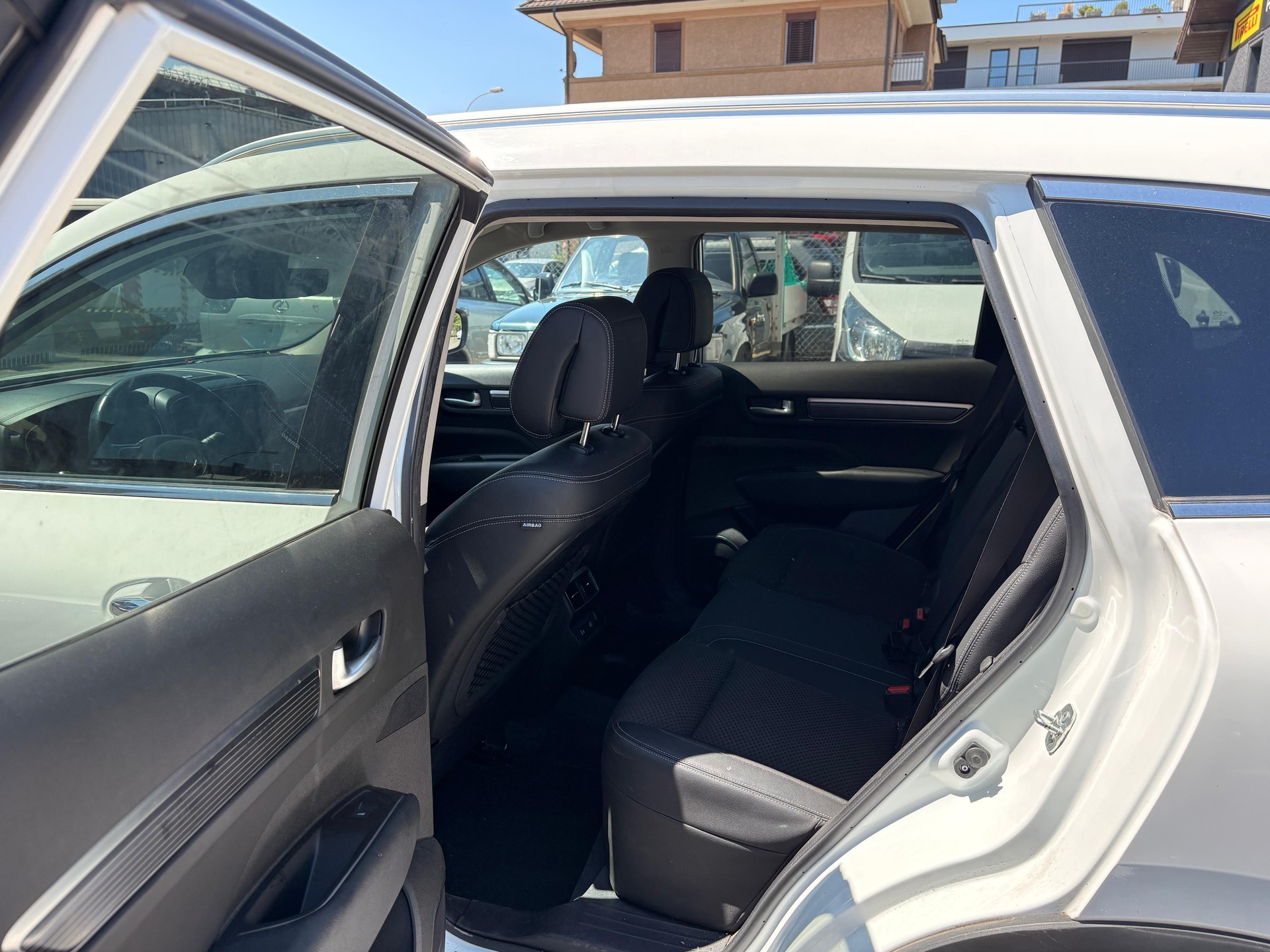 RENAULT Koleos 2.0 dCi Initiale Paris 4WD Xtronic CVT-image-10