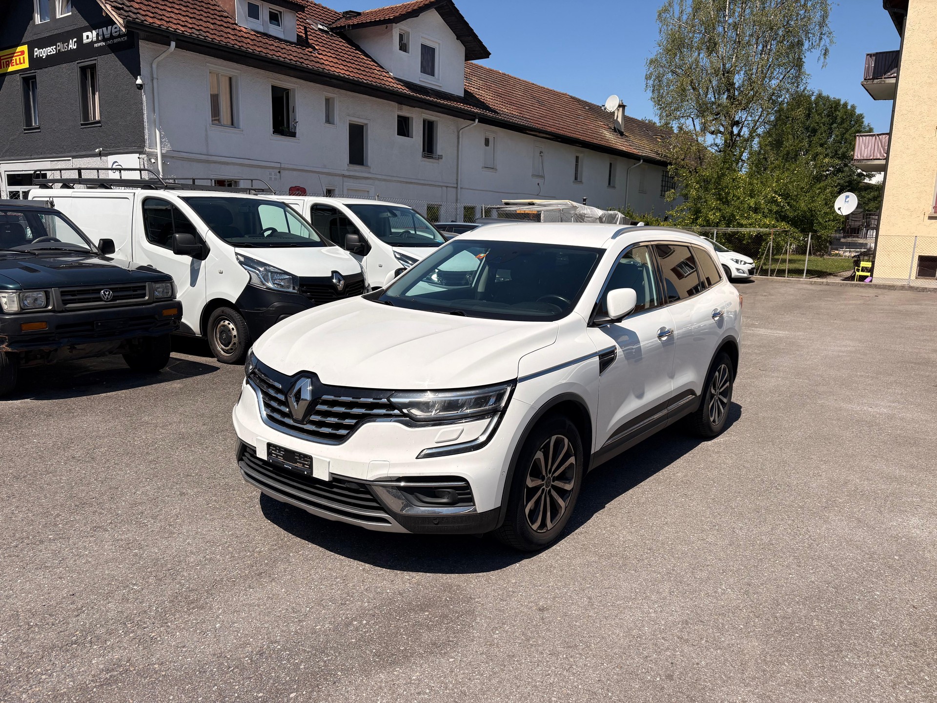 RENAULT Koleos 2.0 dCi Initiale Paris 4WD Xtronic CVT-image-0