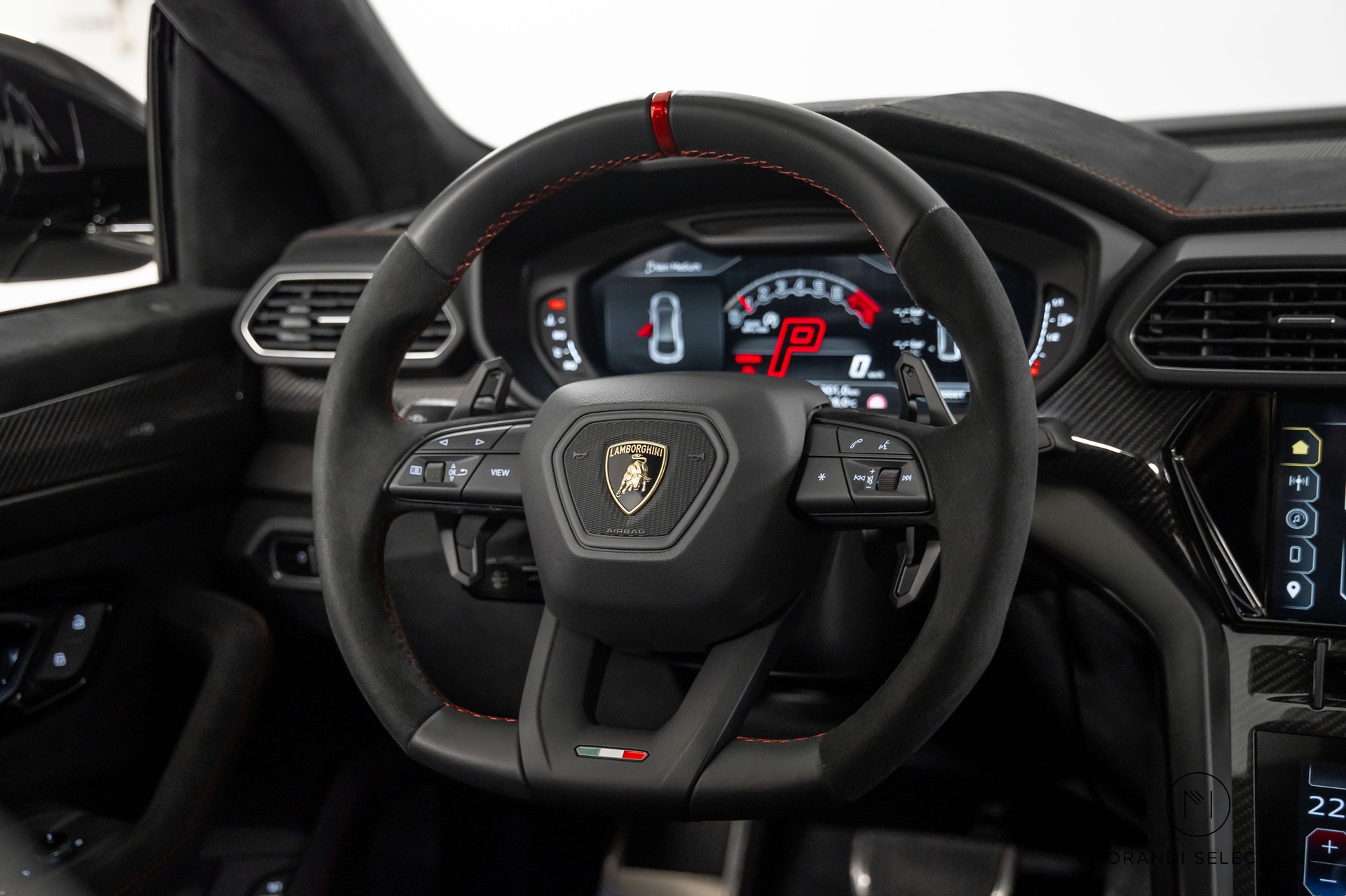 LAMBORGHINI Urus 4.0 Performante-image-17