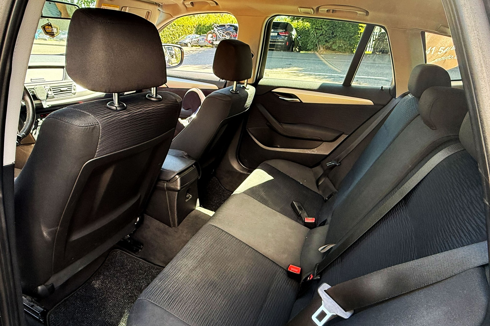BMW X1 xDrive 23d Steptronic-image-12