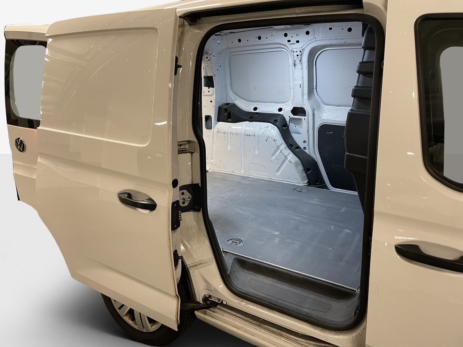 VW Caddy Cargo 1.5 TSI Entry-image-13