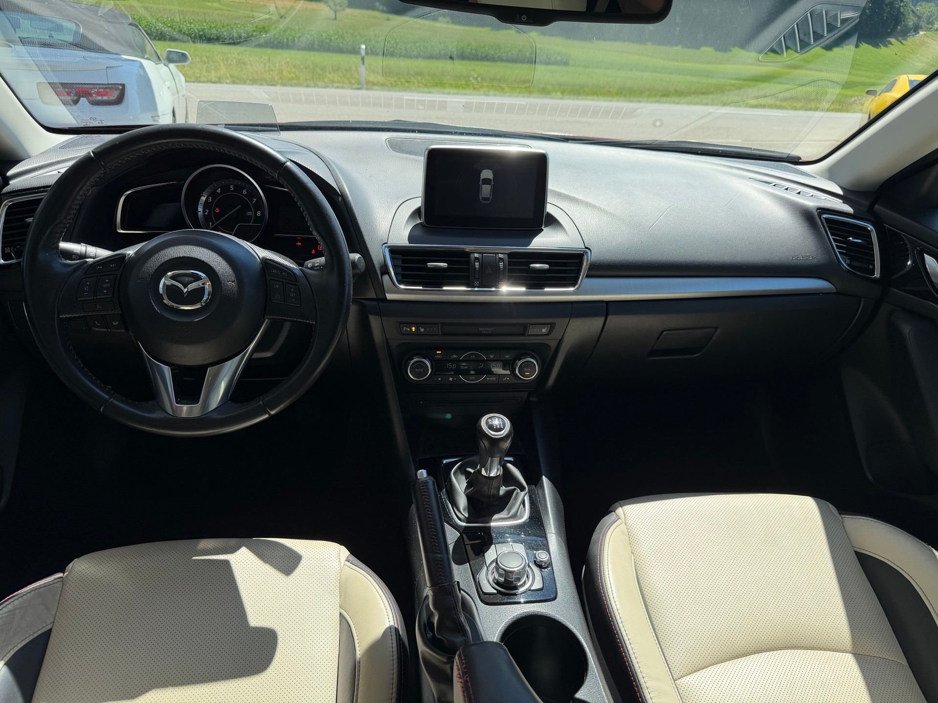 MAZDA 3 2.0 16V 165 Revolution-image-6