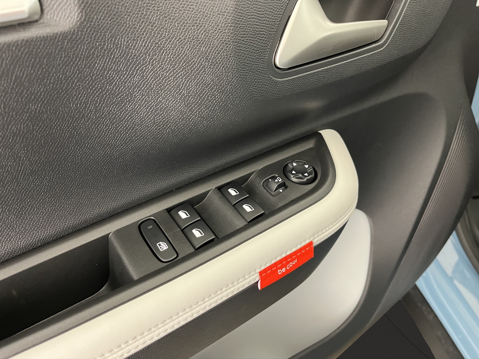 CITROEN C3 1.2 Hybrid Max-image-12
