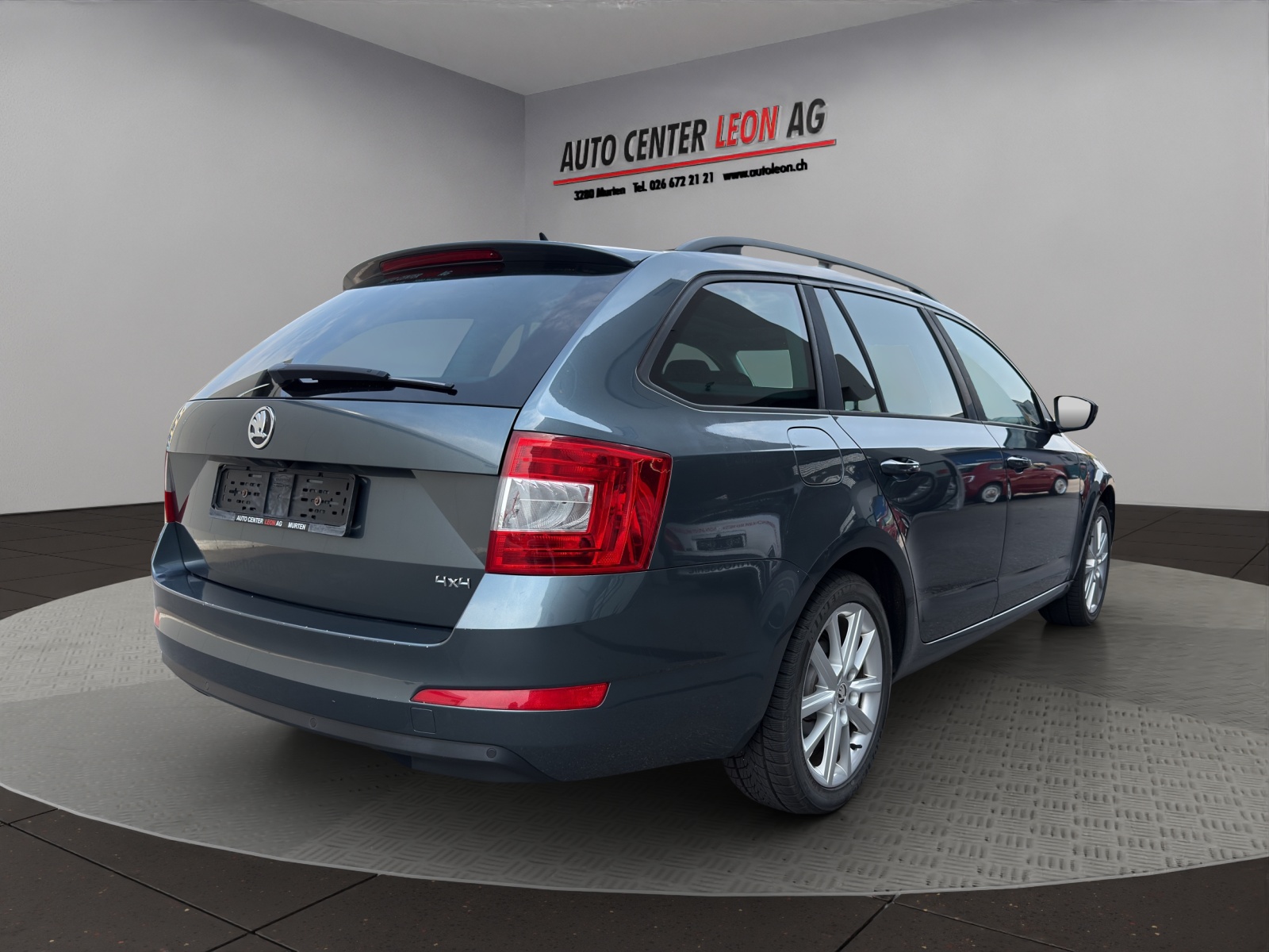 SKODA Octavia Combi 2.0 TDI Swiss Joy 4x4 DSG-image-5